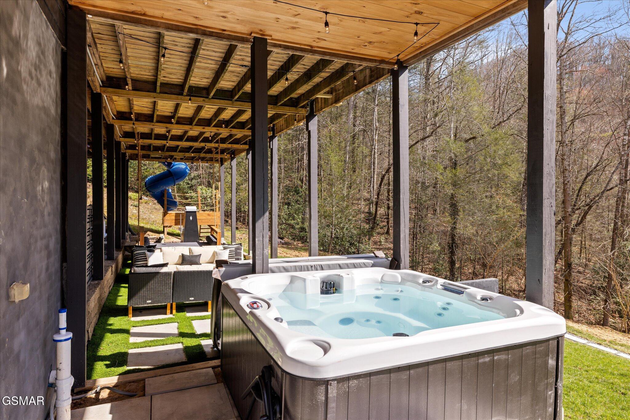 2210 Woodcock Trail Sevierville TN 37876