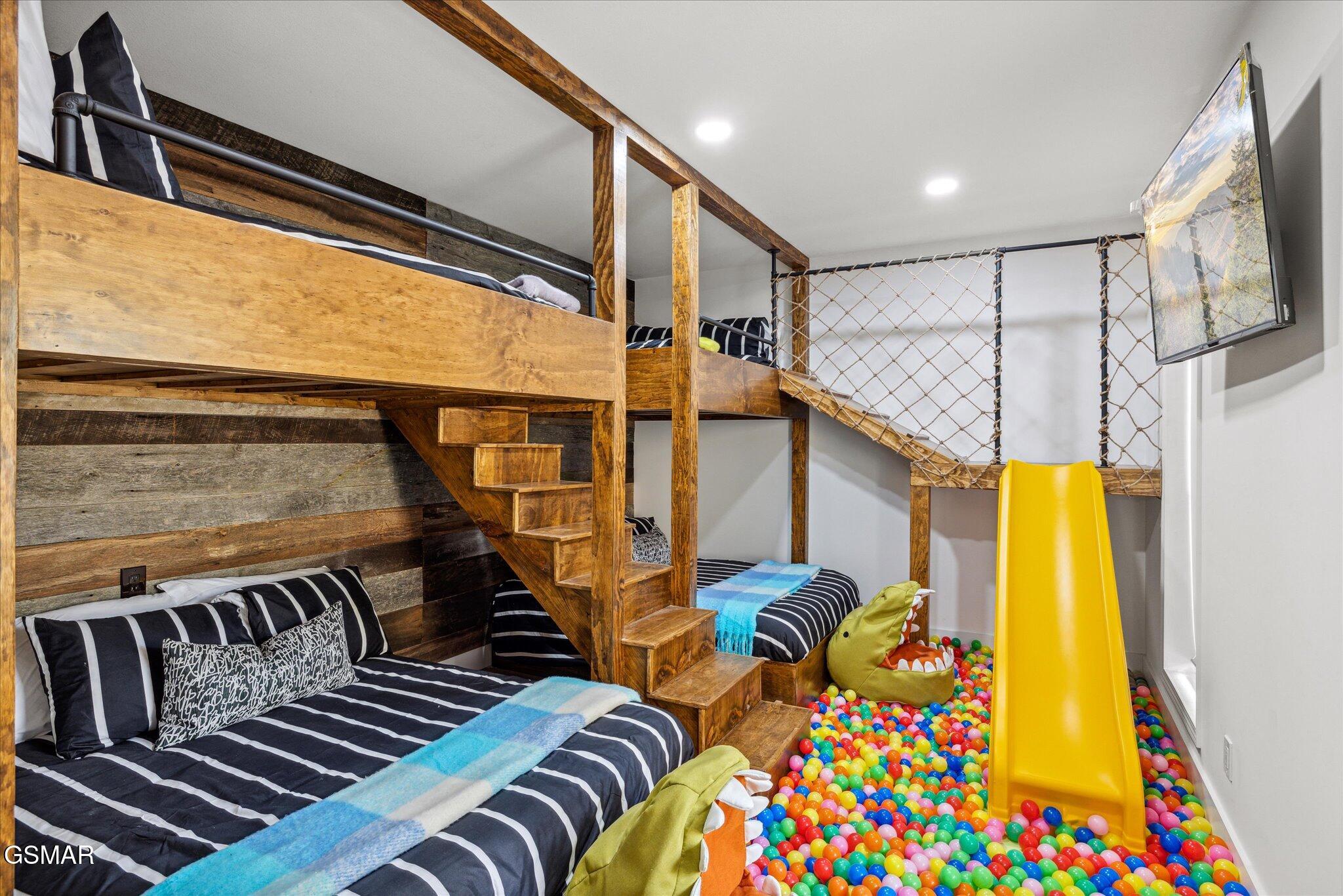 2210 Woodcock Trail Sevierville TN 37876