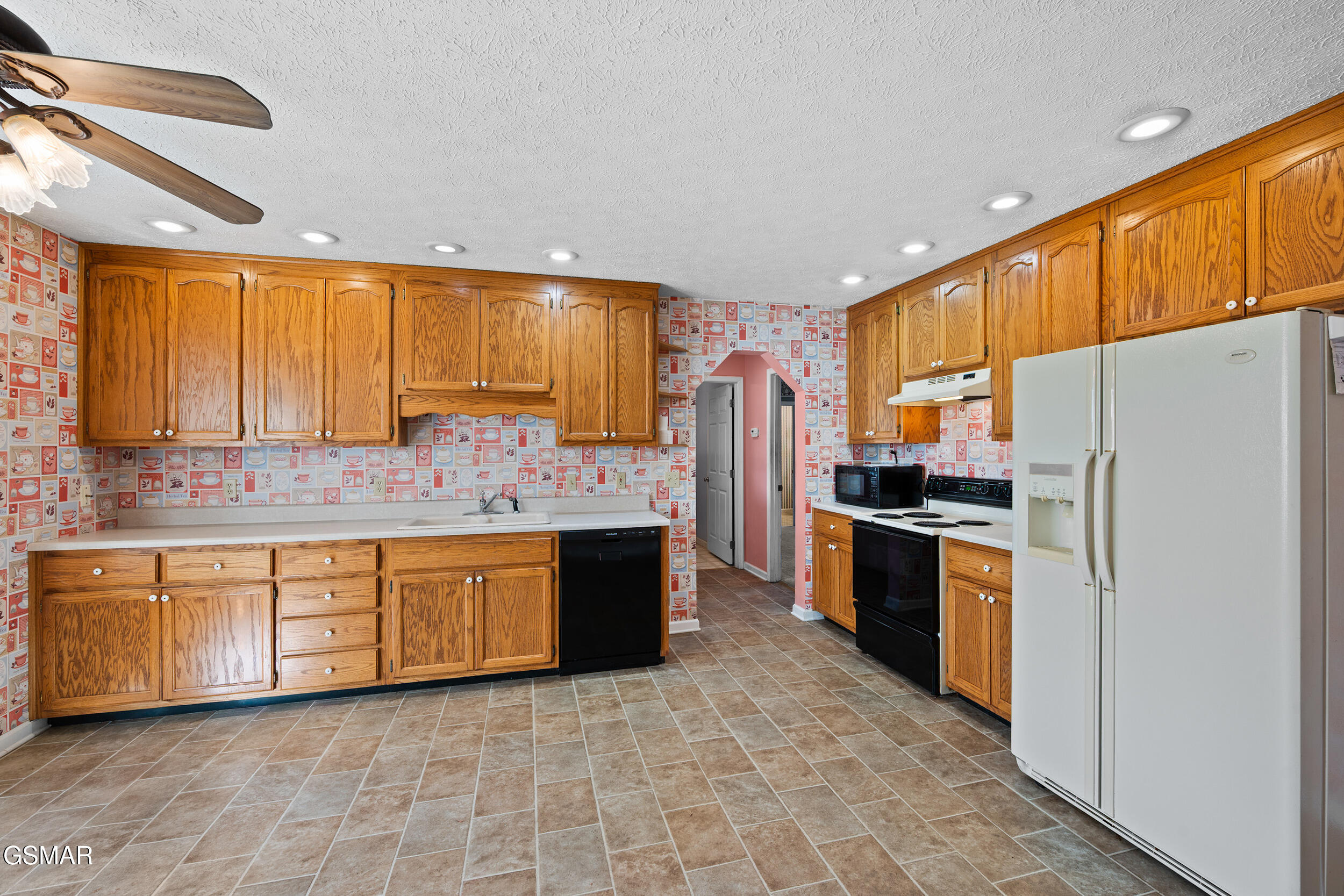 2929 Oak Top Court Kodak TN 37764