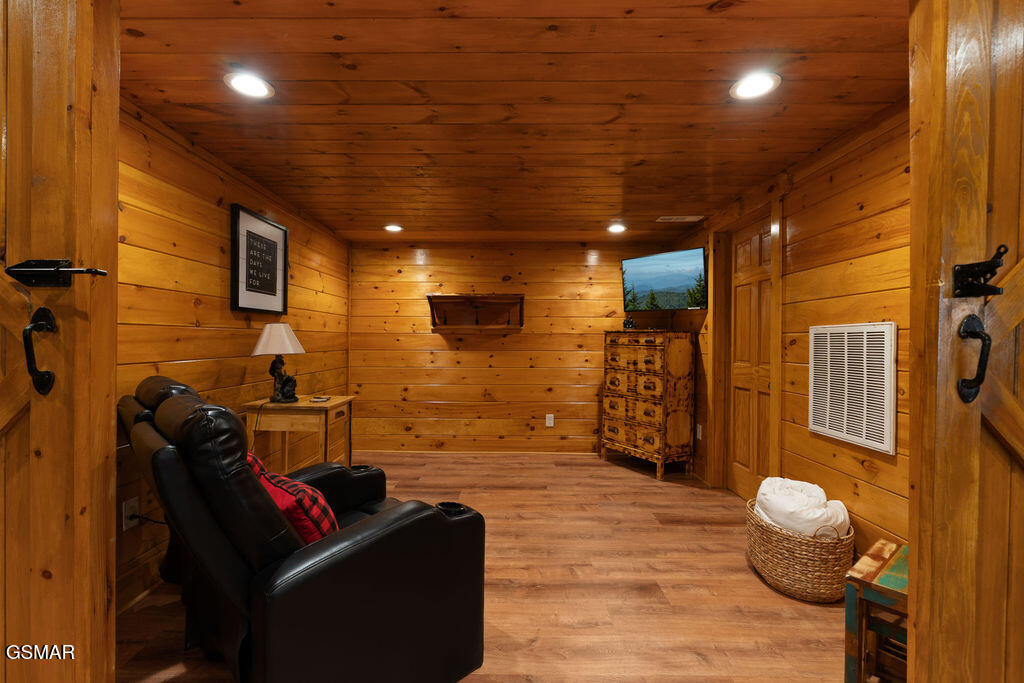 556 Thissa Way Gatlinburg TN 37738