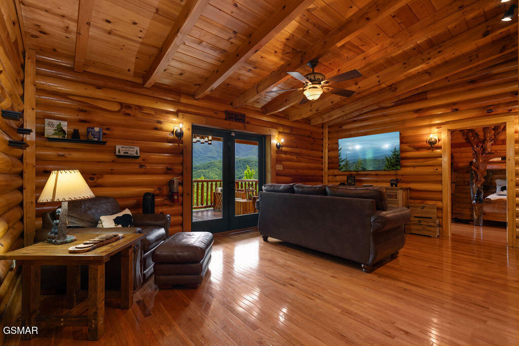 556 Thissa Way Gatlinburg TN 37738