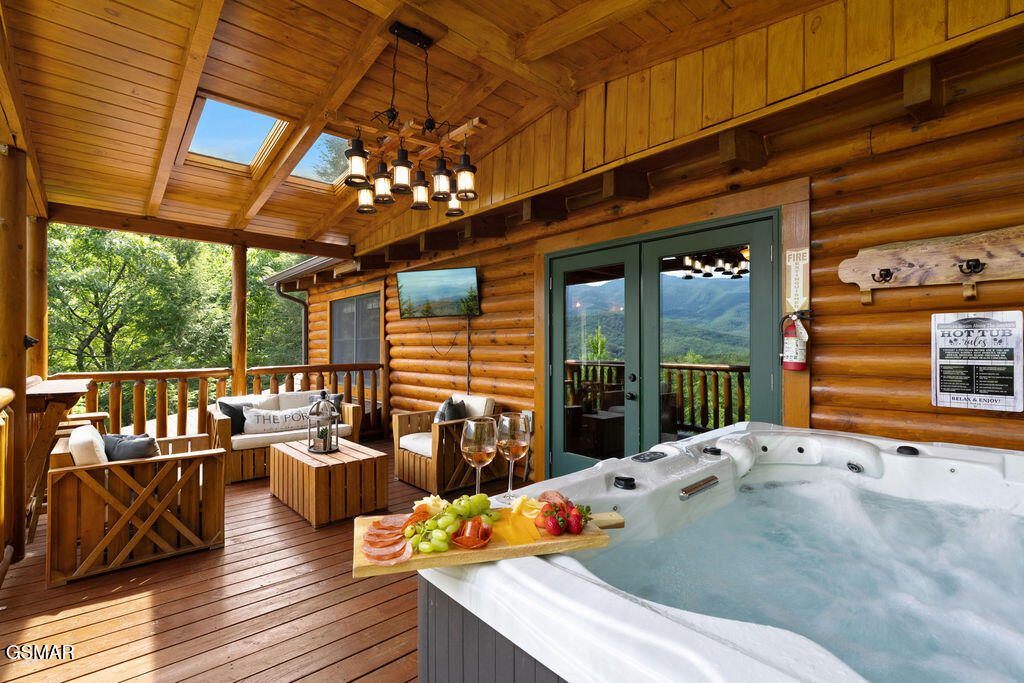 556 Thissa Way Gatlinburg TN 37738