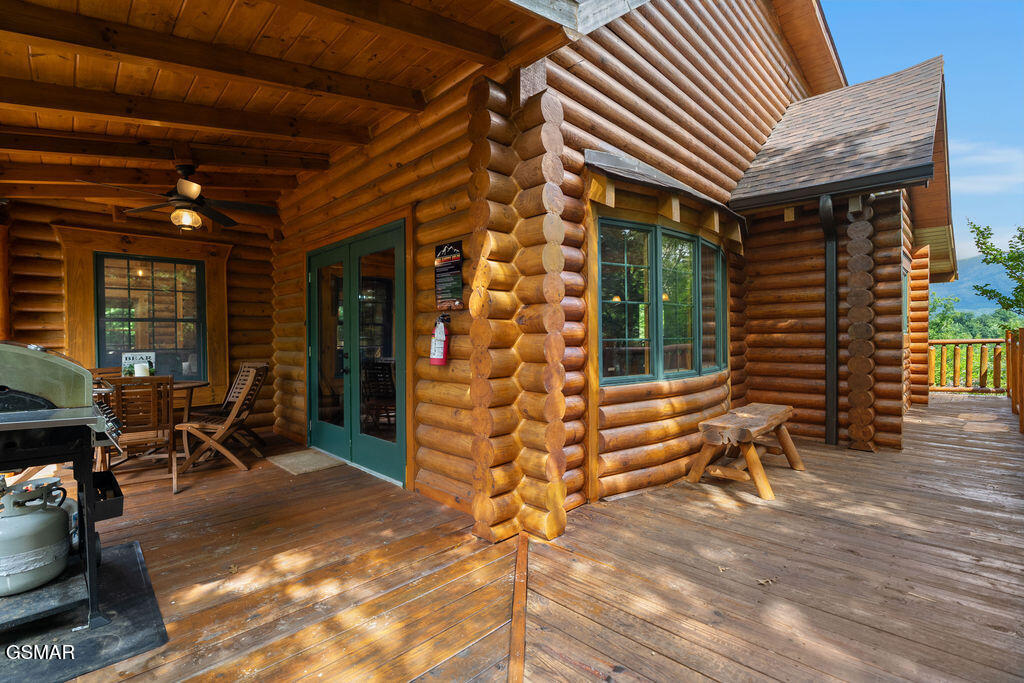 556 Thissa Way Gatlinburg TN 37738