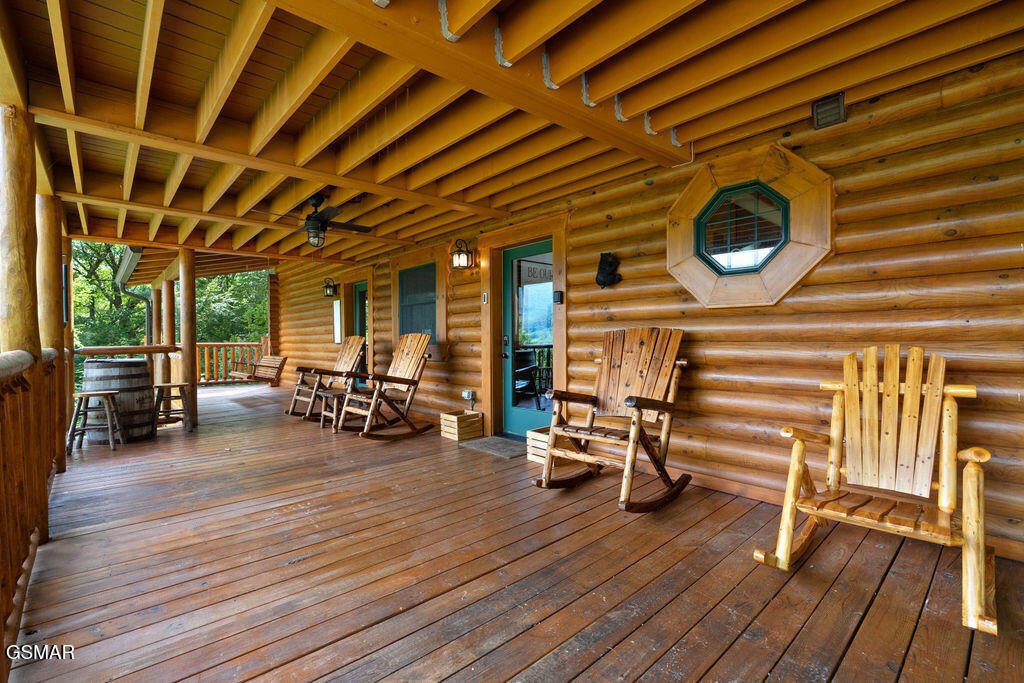 556 Thissa Way Gatlinburg TN 37738