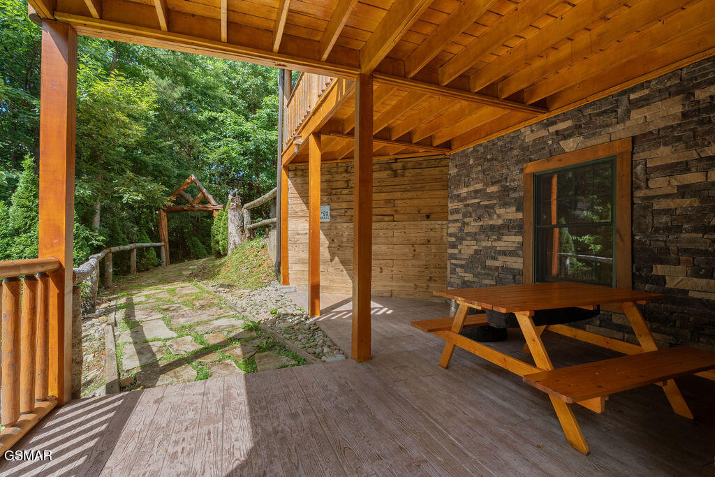 556 Thissa Way Gatlinburg TN 37738