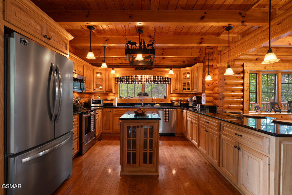 556 Thissa Way Gatlinburg TN 37738