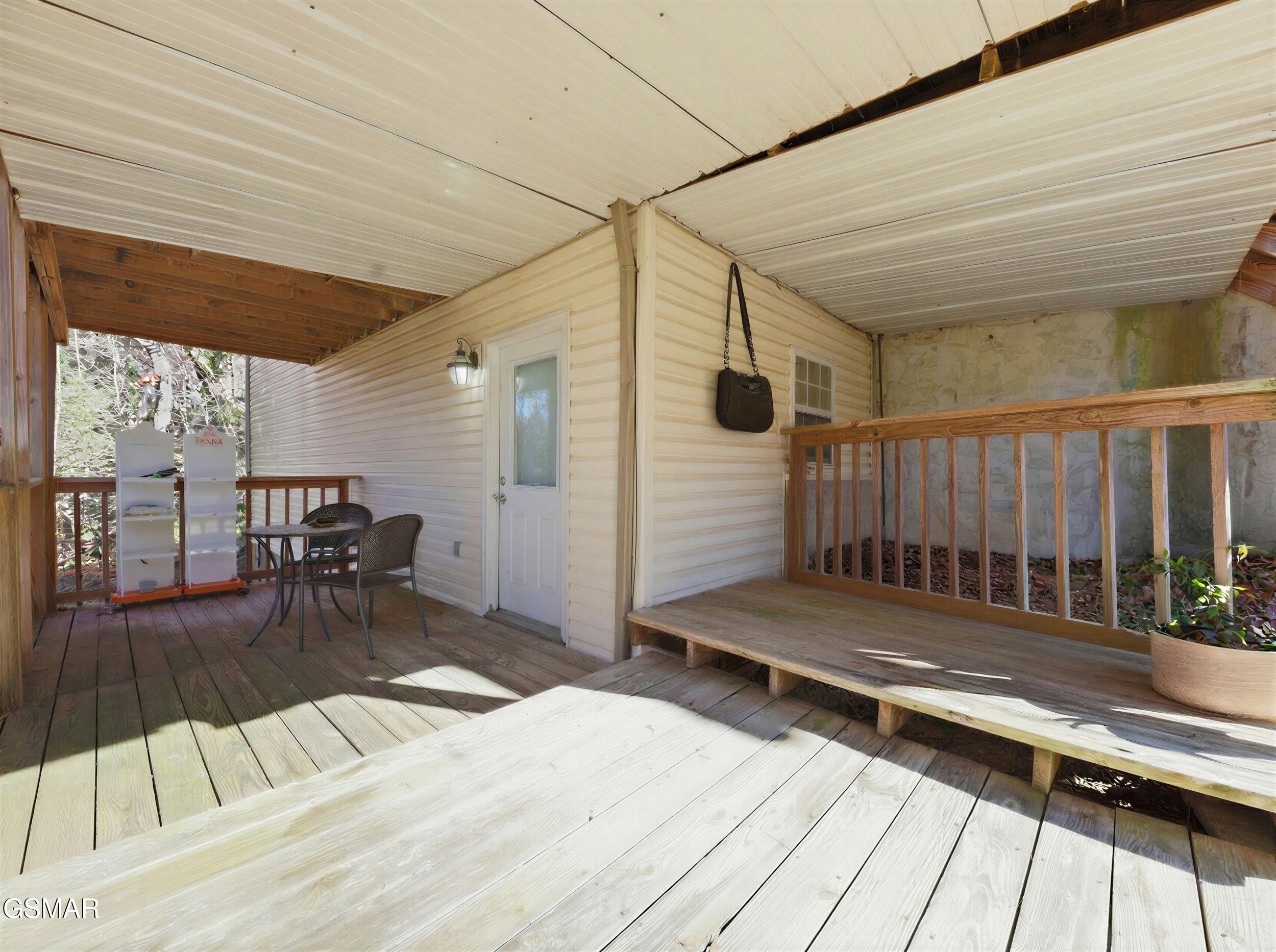 644 Monte Wood Circle Pigeon Forge TN 37863