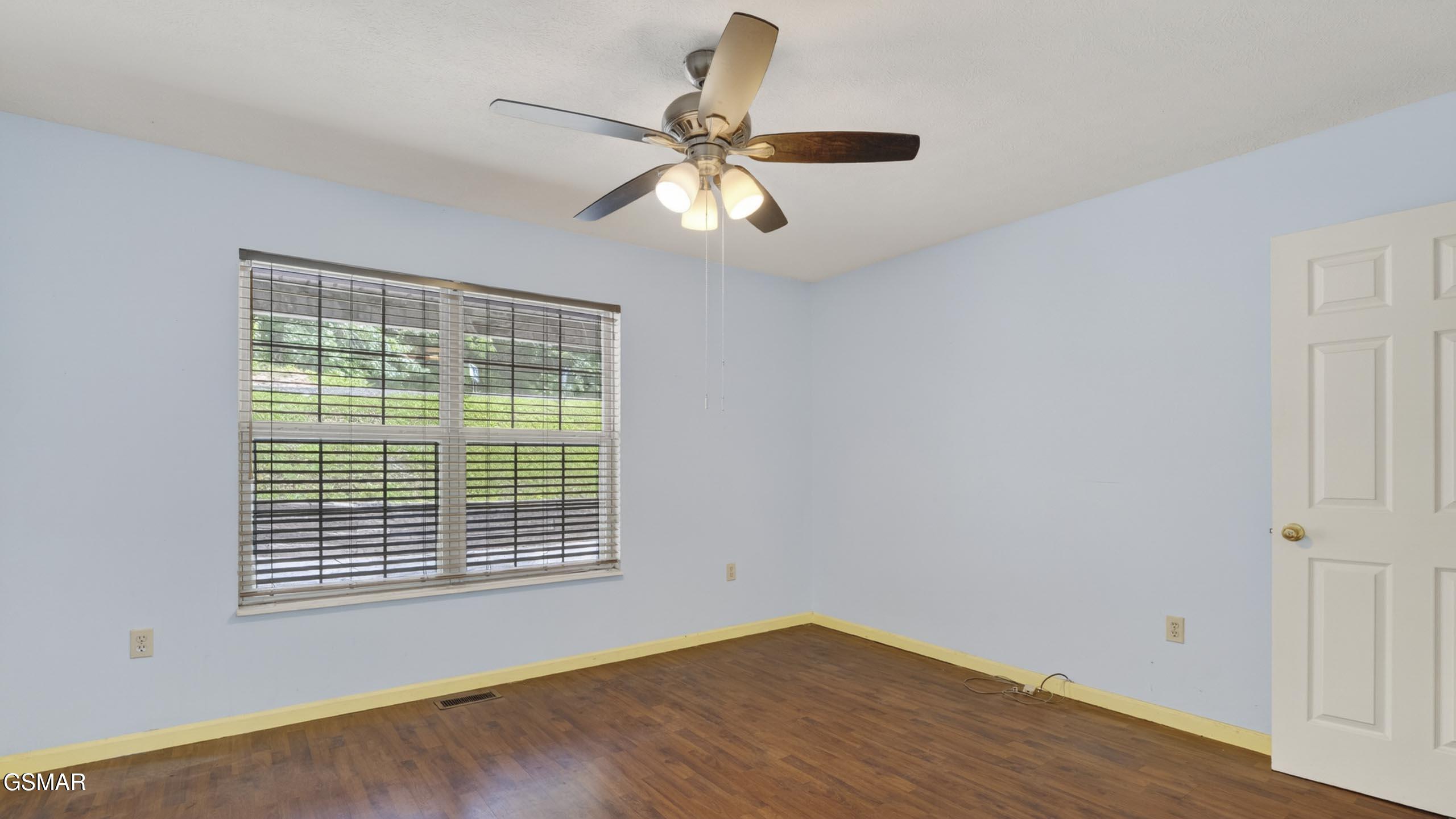 644 Monte Wood Circle Pigeon Forge TN 37863