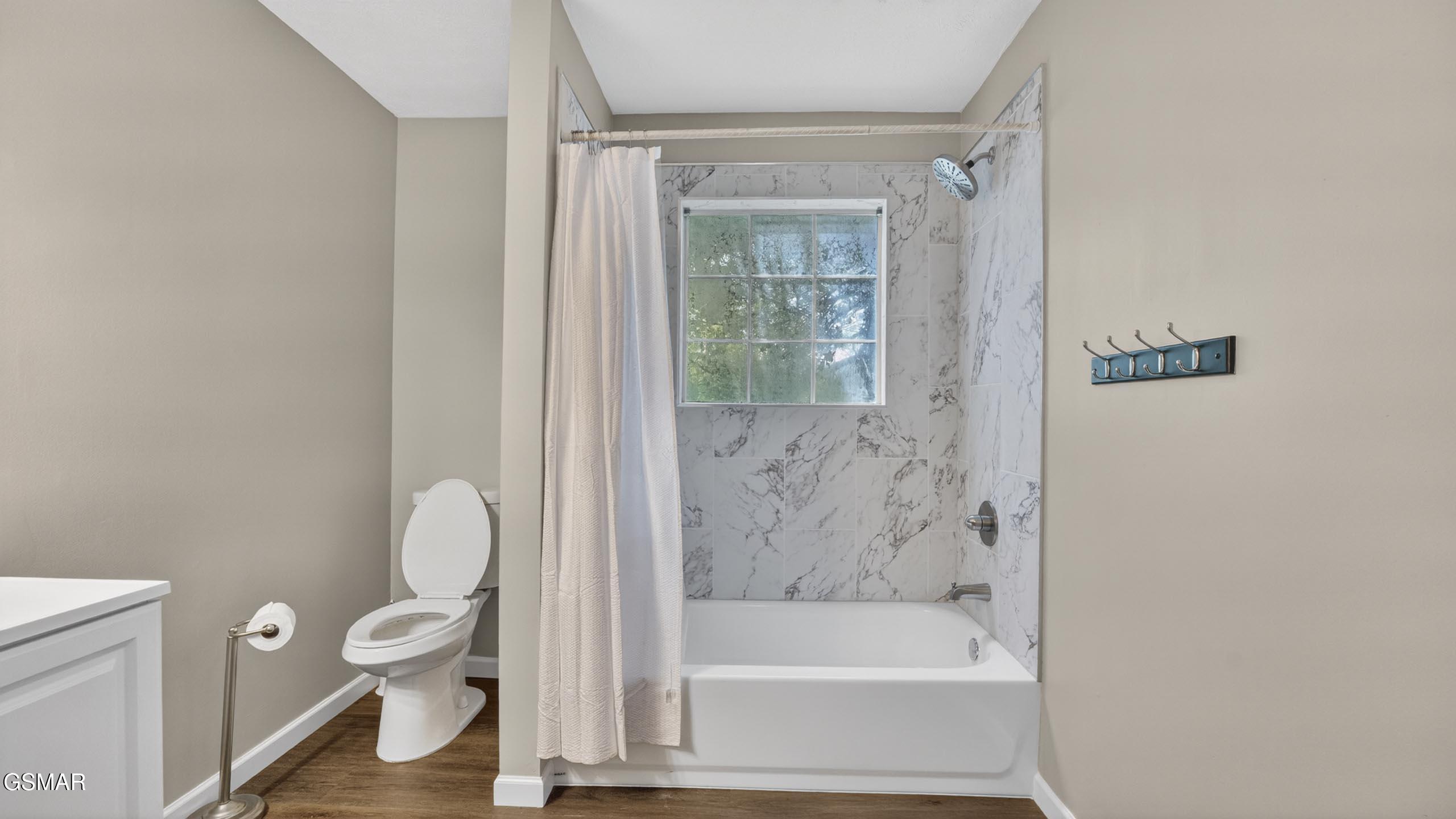 644 Monte Wood Circle Pigeon Forge TN 37863