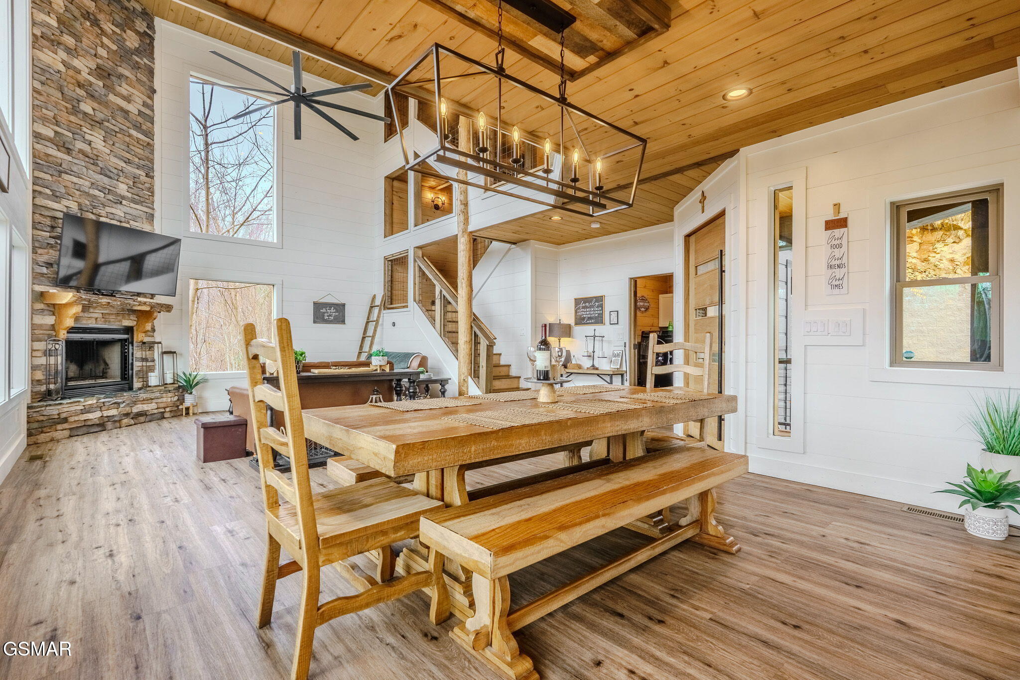 868 Cliff Branch Road Gatlinburg TN 37738