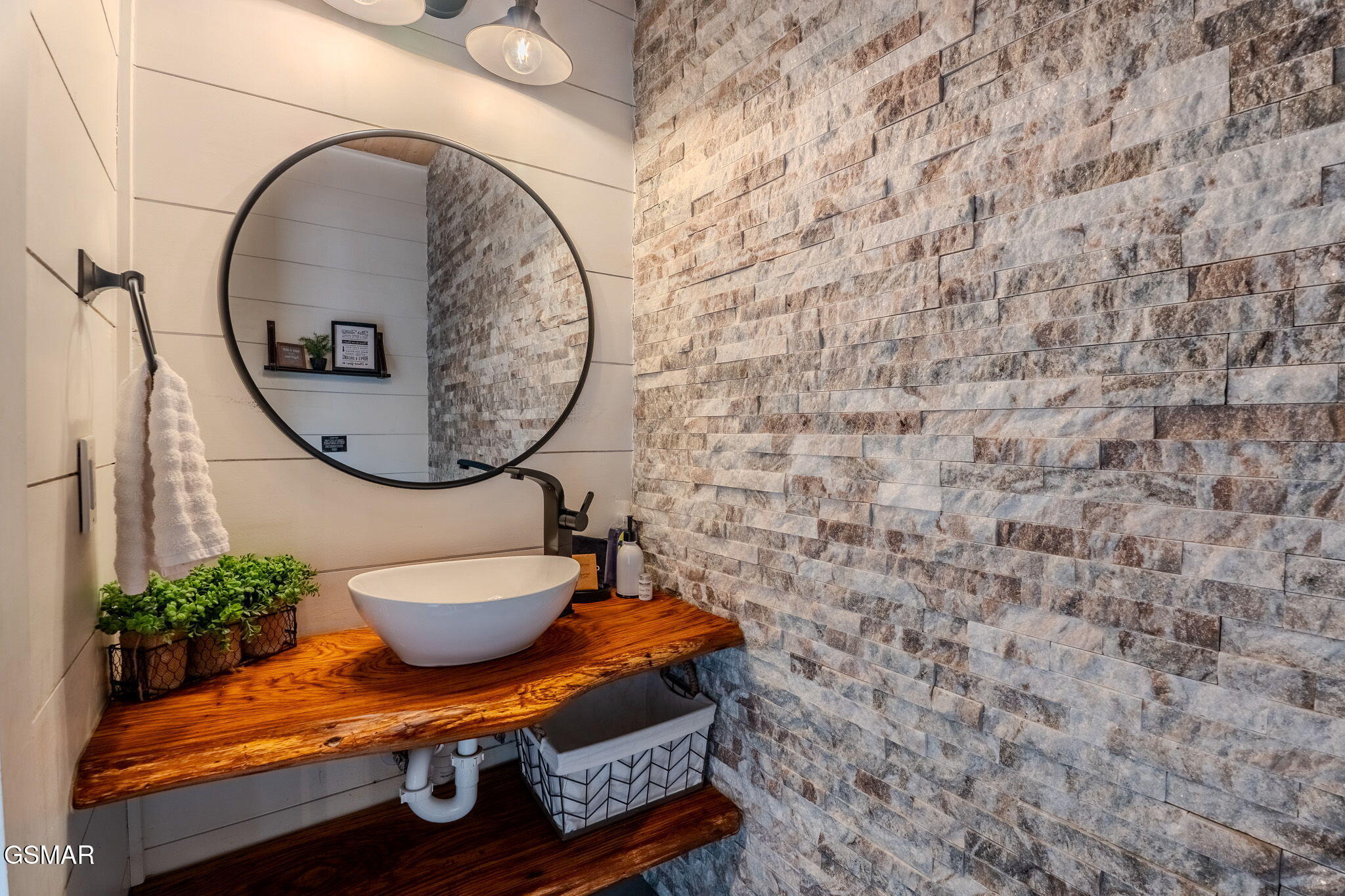 868 Cliff Branch Road Gatlinburg TN 37738