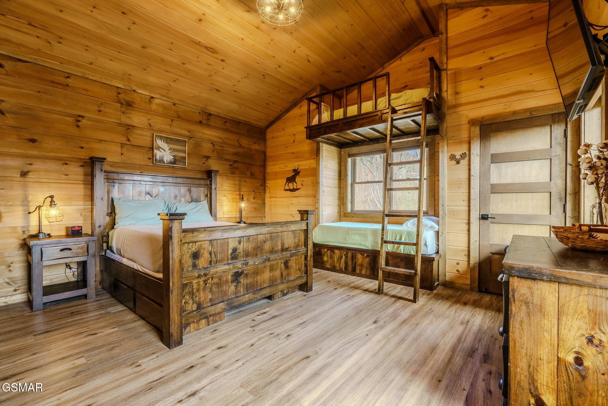 868 Cliff Branch Road Gatlinburg TN 37738