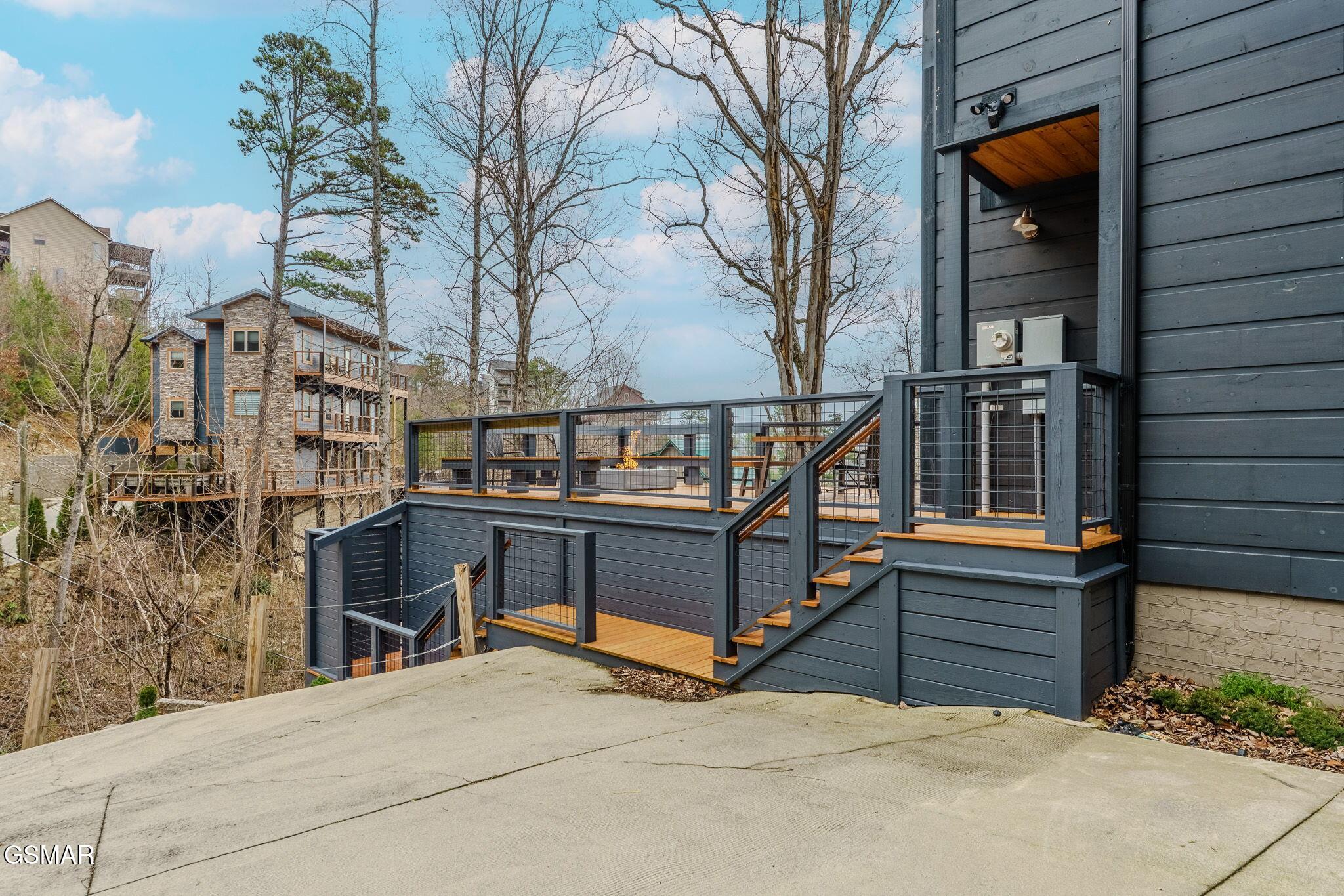 868 Cliff Branch Road Gatlinburg TN 37738