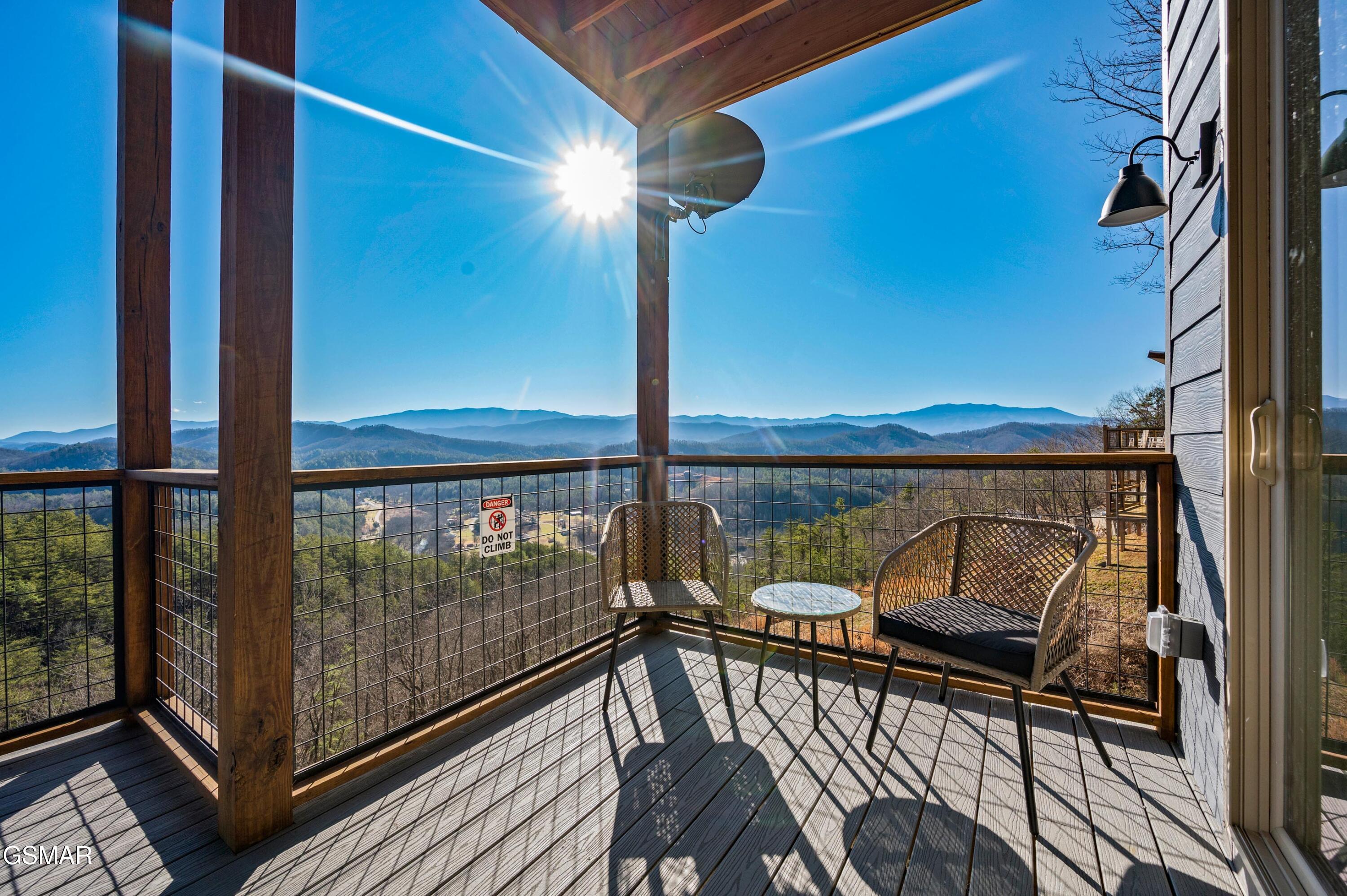 1015 Leslie Way Sevierville TN 37876