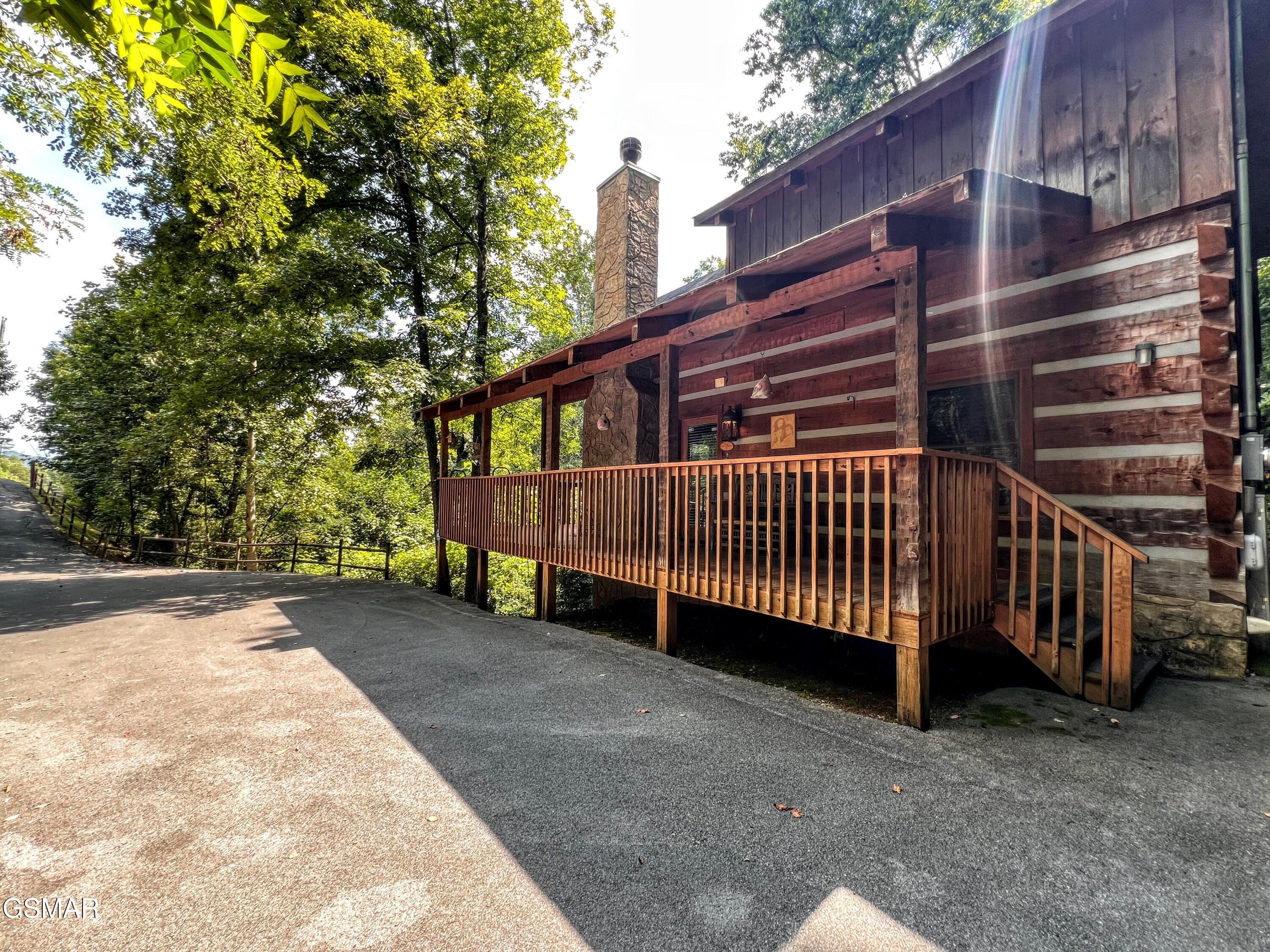 1625 Bluff Ridge Road Sevierville TN 37876