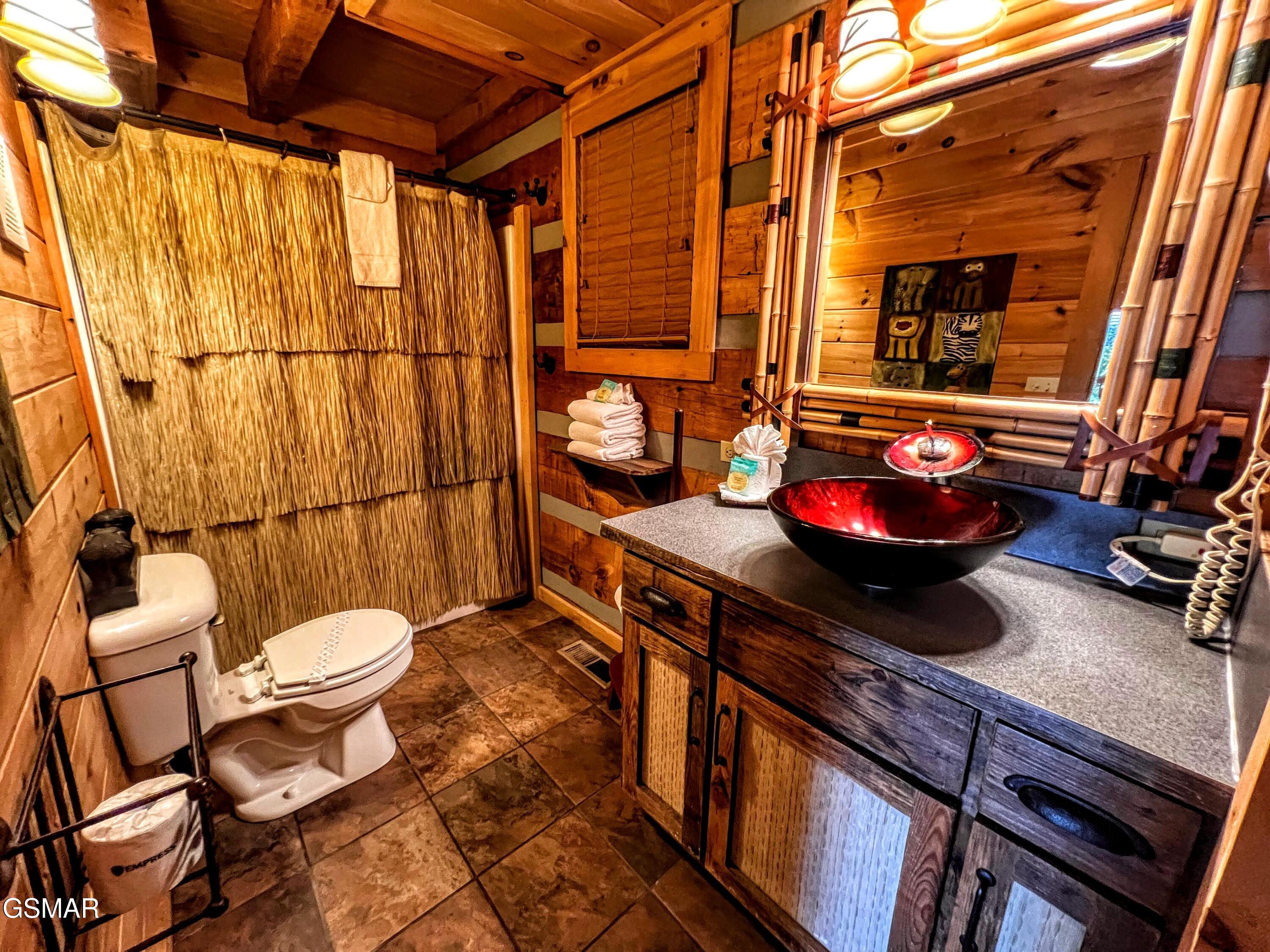 1625 Bluff Ridge Road Sevierville TN 37876