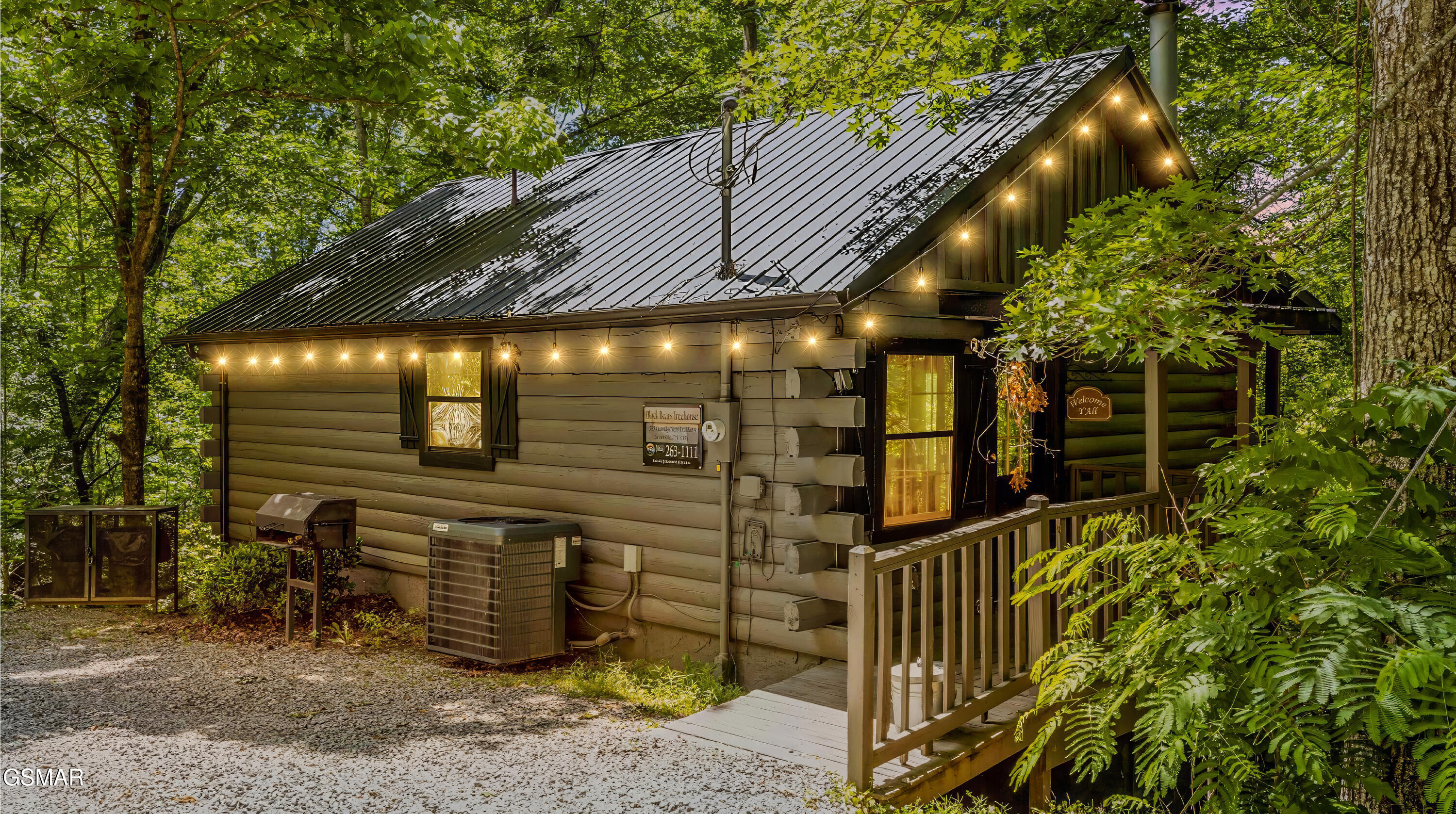 1727 Oakridge View Lane Sevierville TN 37876