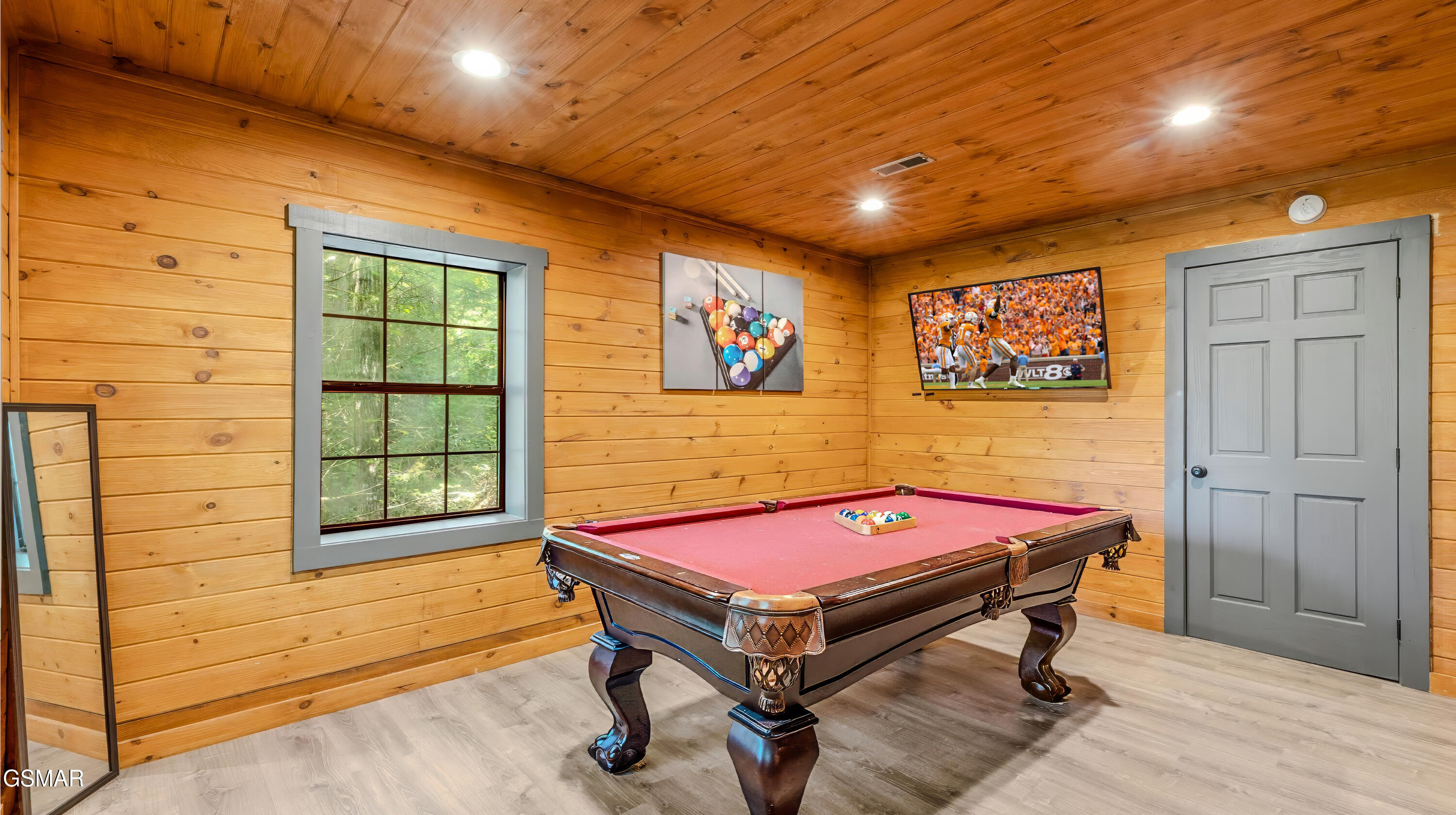 1727 Oakridge View Lane Sevierville TN 37876