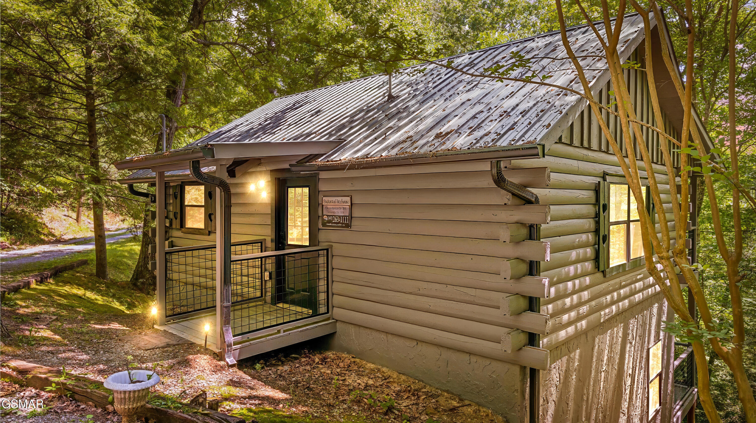 1727 Oakridge View Lane Sevierville TN 37876