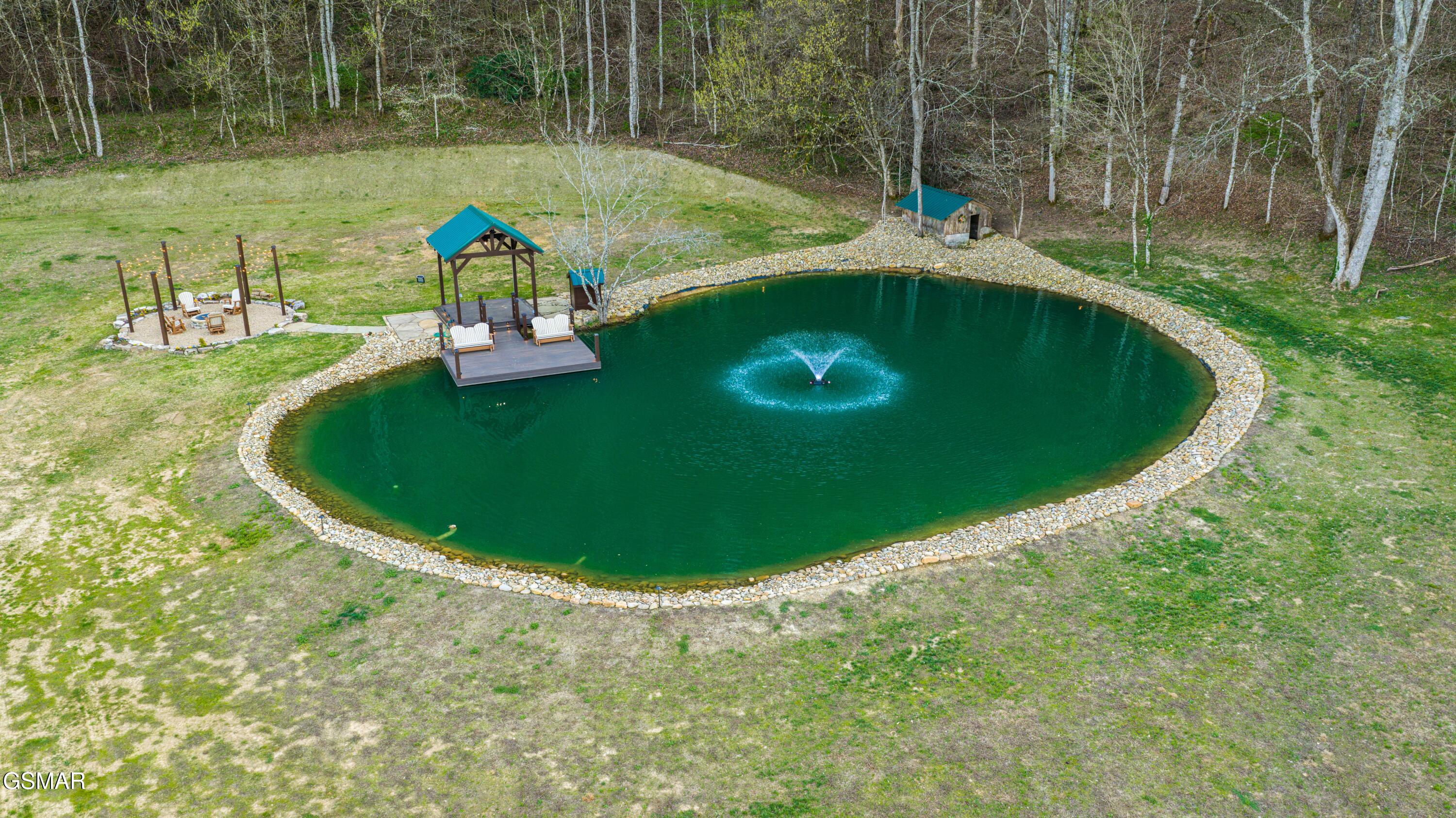 4242 Pearl Valley Road Sevierville TN 37876