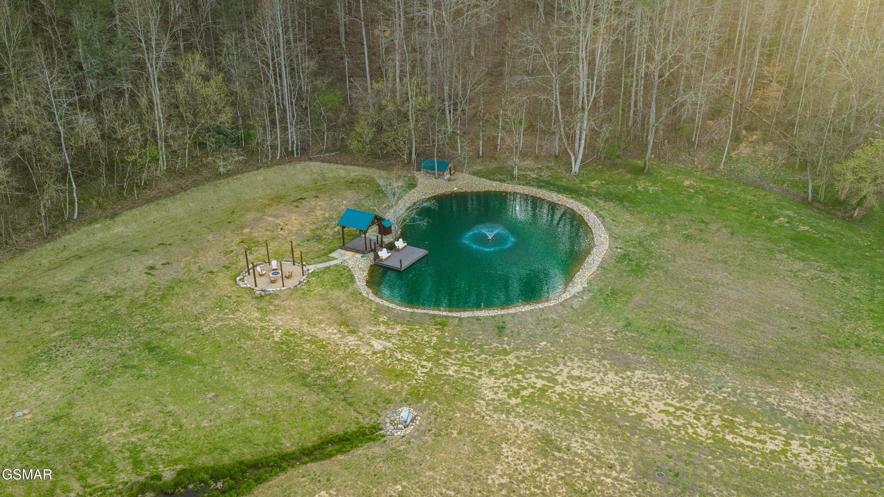 4242 Pearl Valley Road Sevierville TN 37876