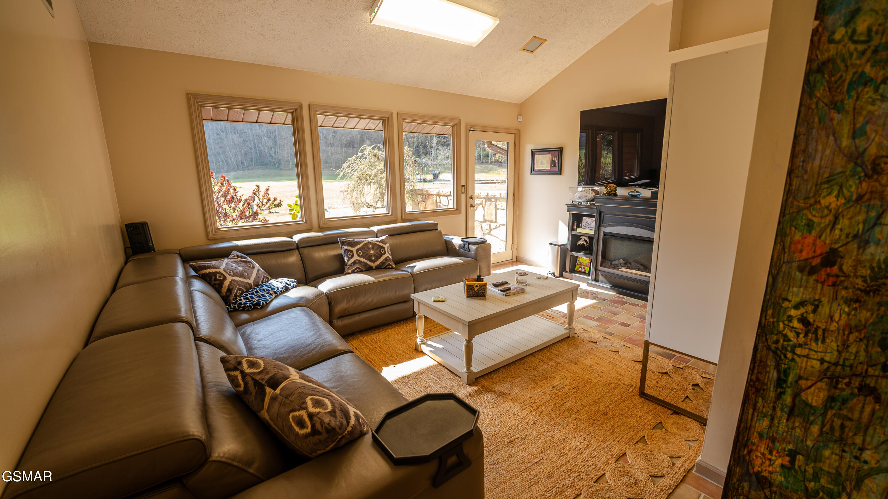 4242 Pearl Valley Road Sevierville TN 37876