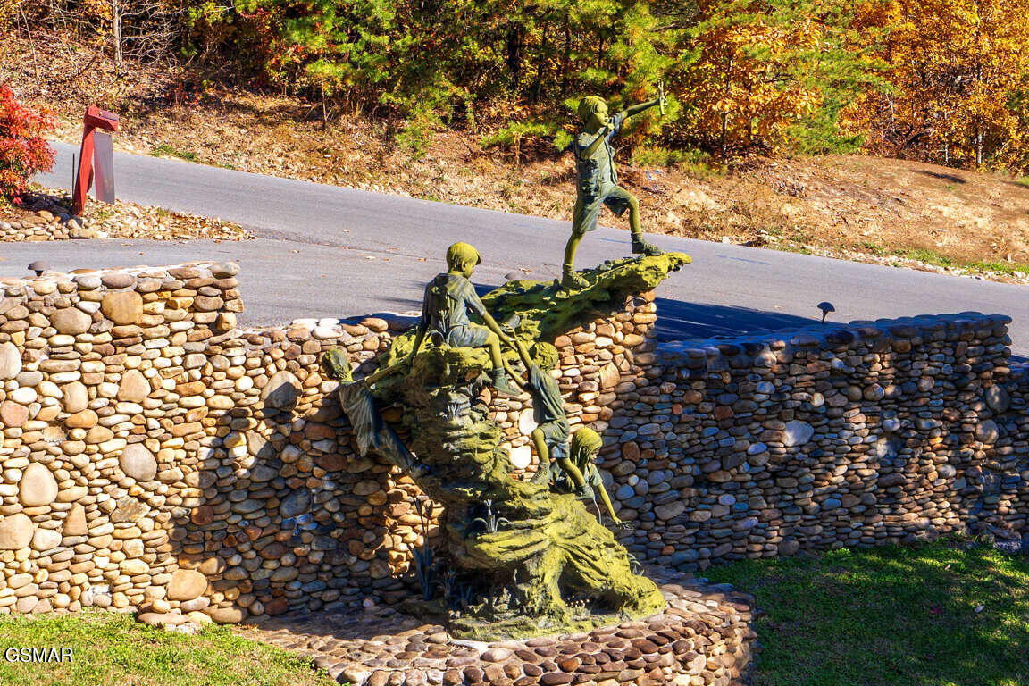 2748 Cats Paw Lane Sevierville TN 37862