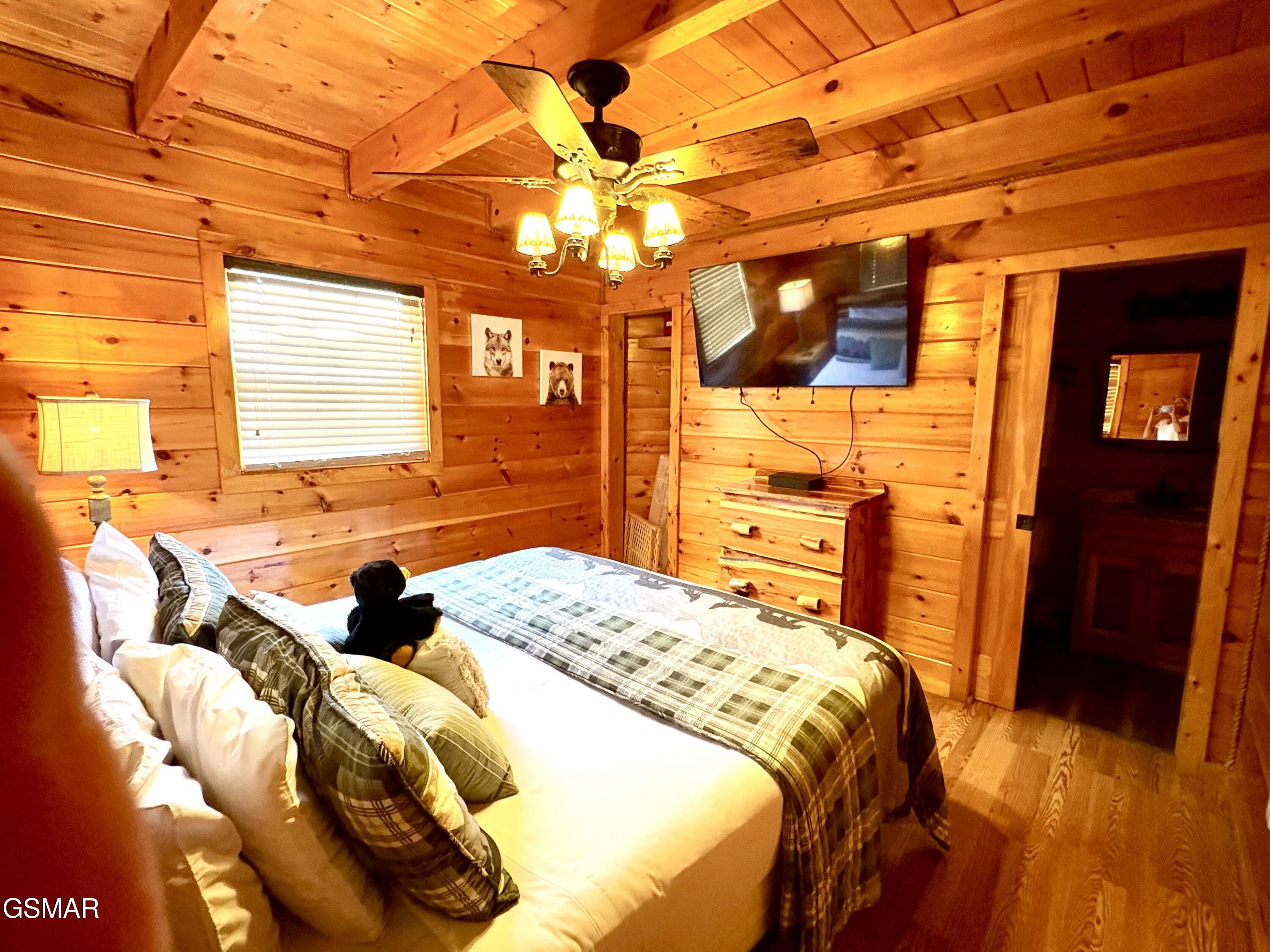 2748 Cats Paw Lane Sevierville TN 37862