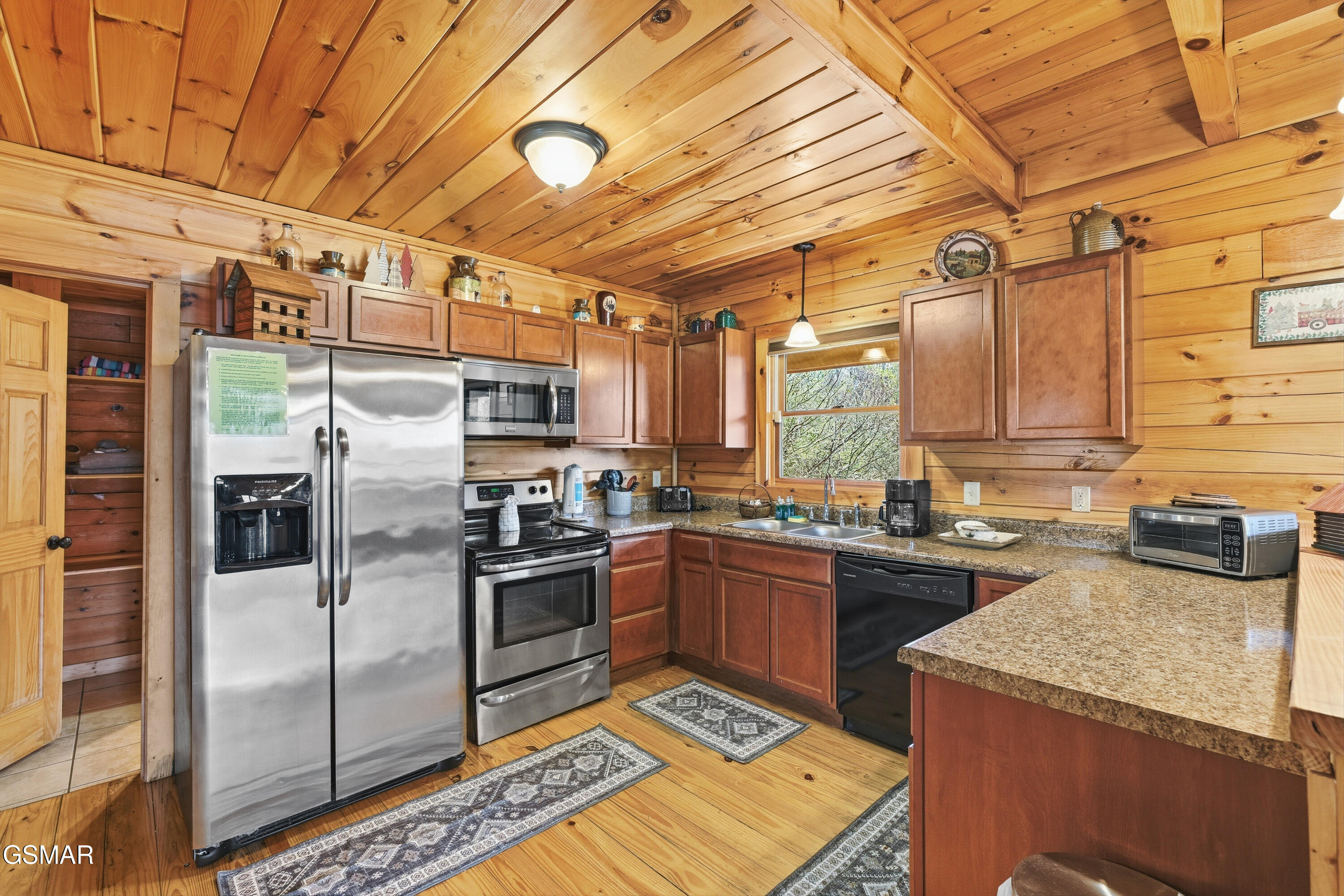 2355 Wingspan Drive Sevierville TN 37876