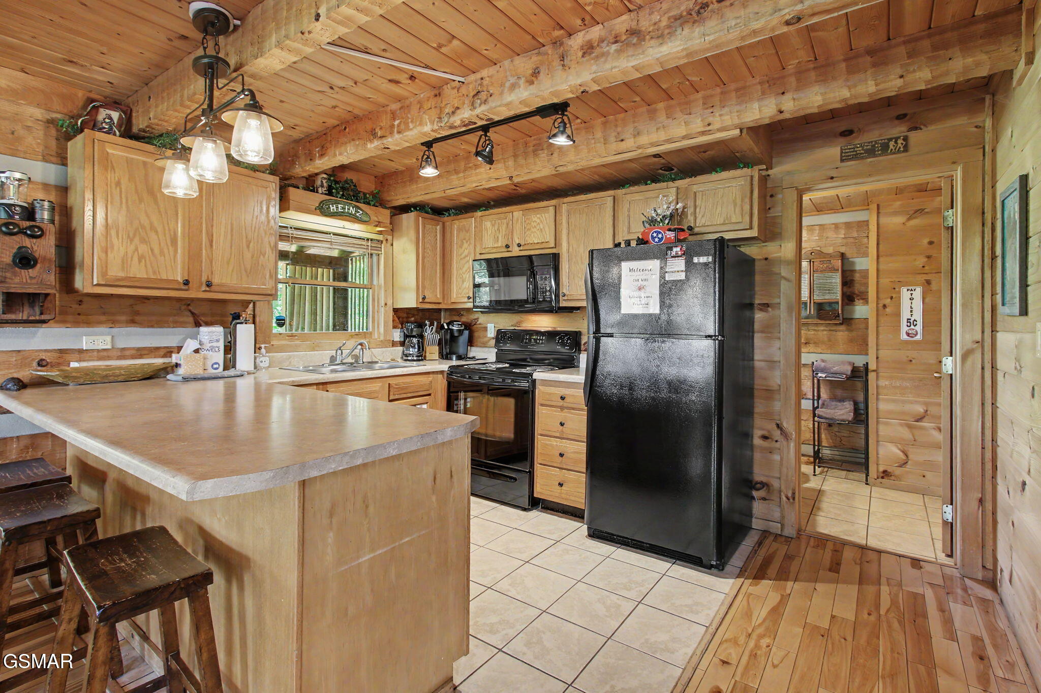 1723 Bluff Ridge Road Sevierville TN 37876