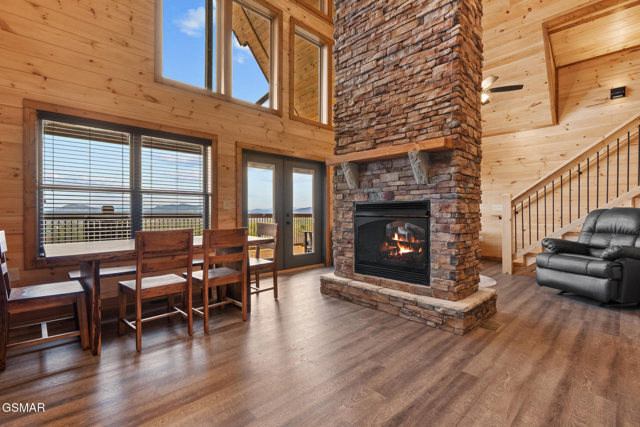 3321 Pine Peak Way Sevierville TN 37862