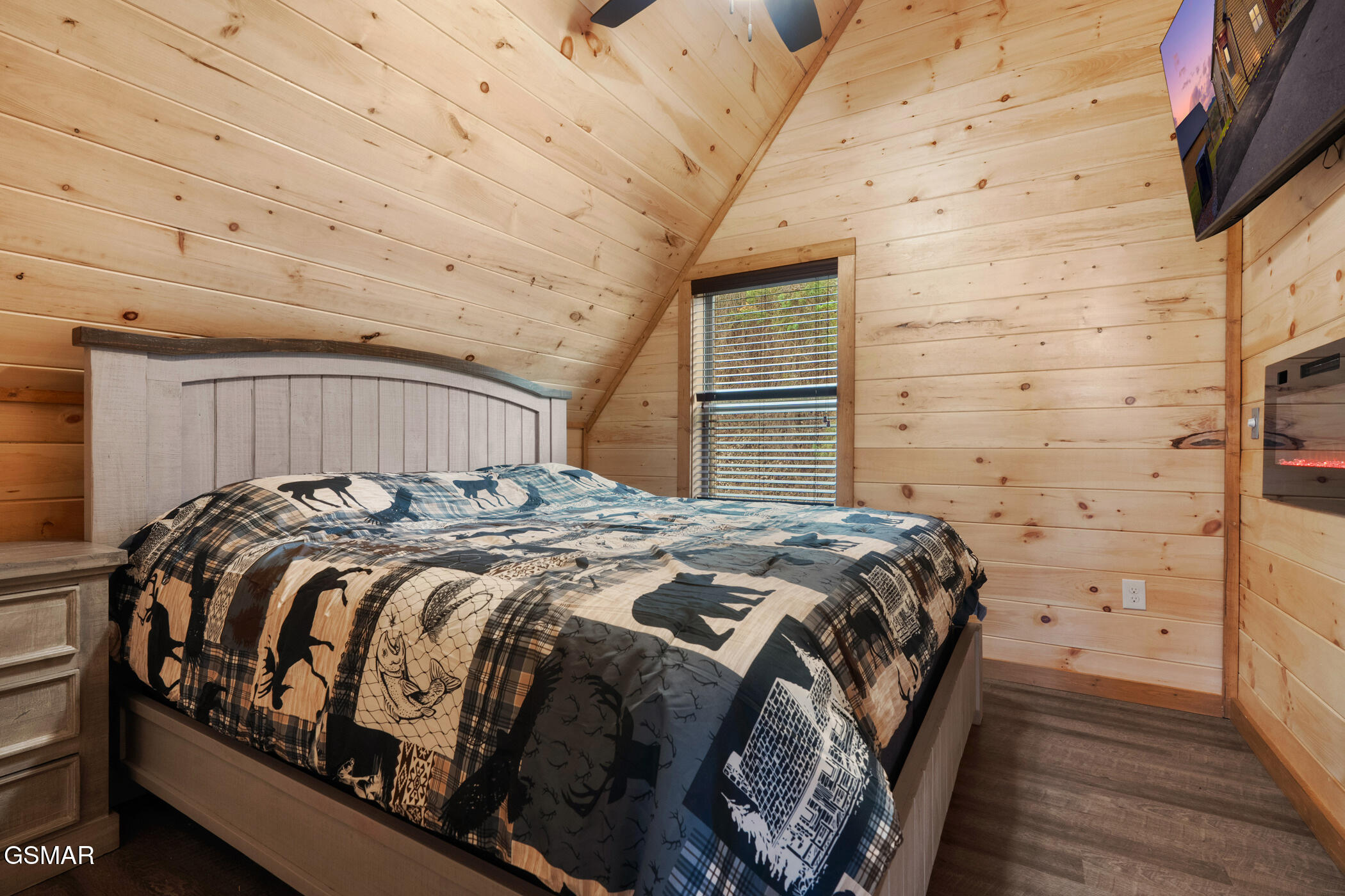 3321 Pine Peak Way Sevierville TN 37862