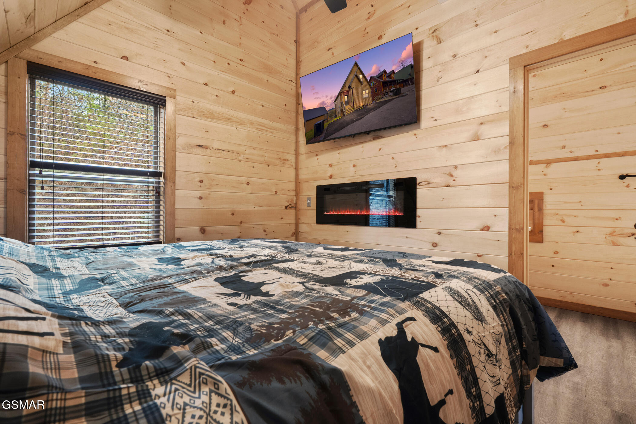 3321 Pine Peak Way Sevierville TN 37862