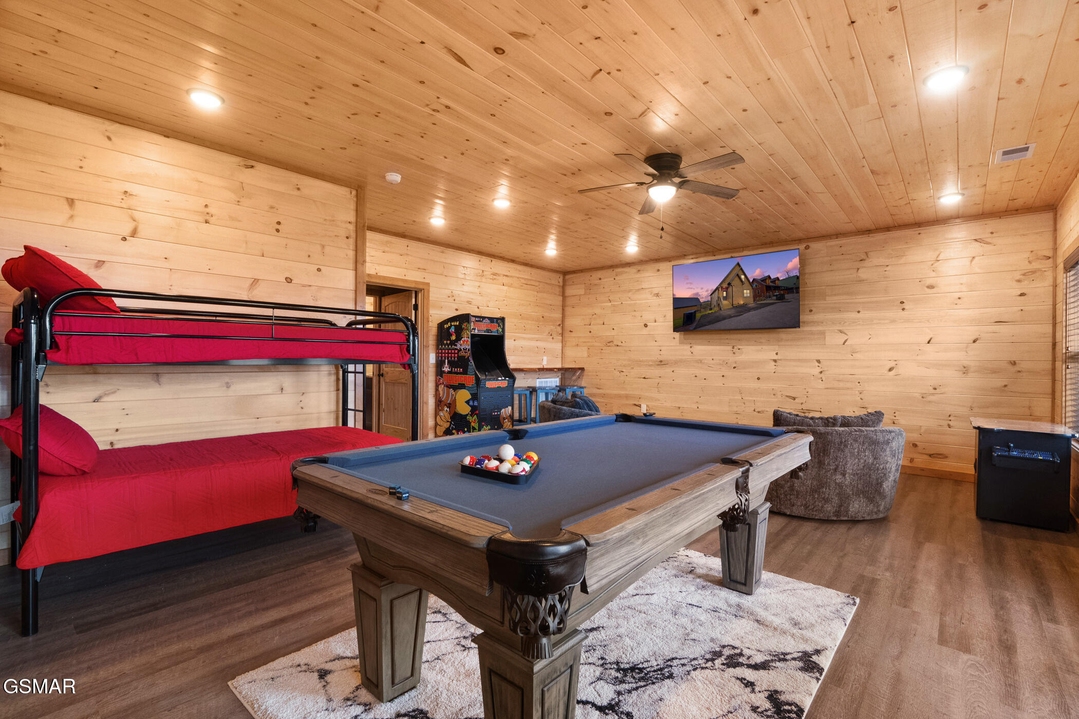 3321 Pine Peak Way Sevierville TN 37862