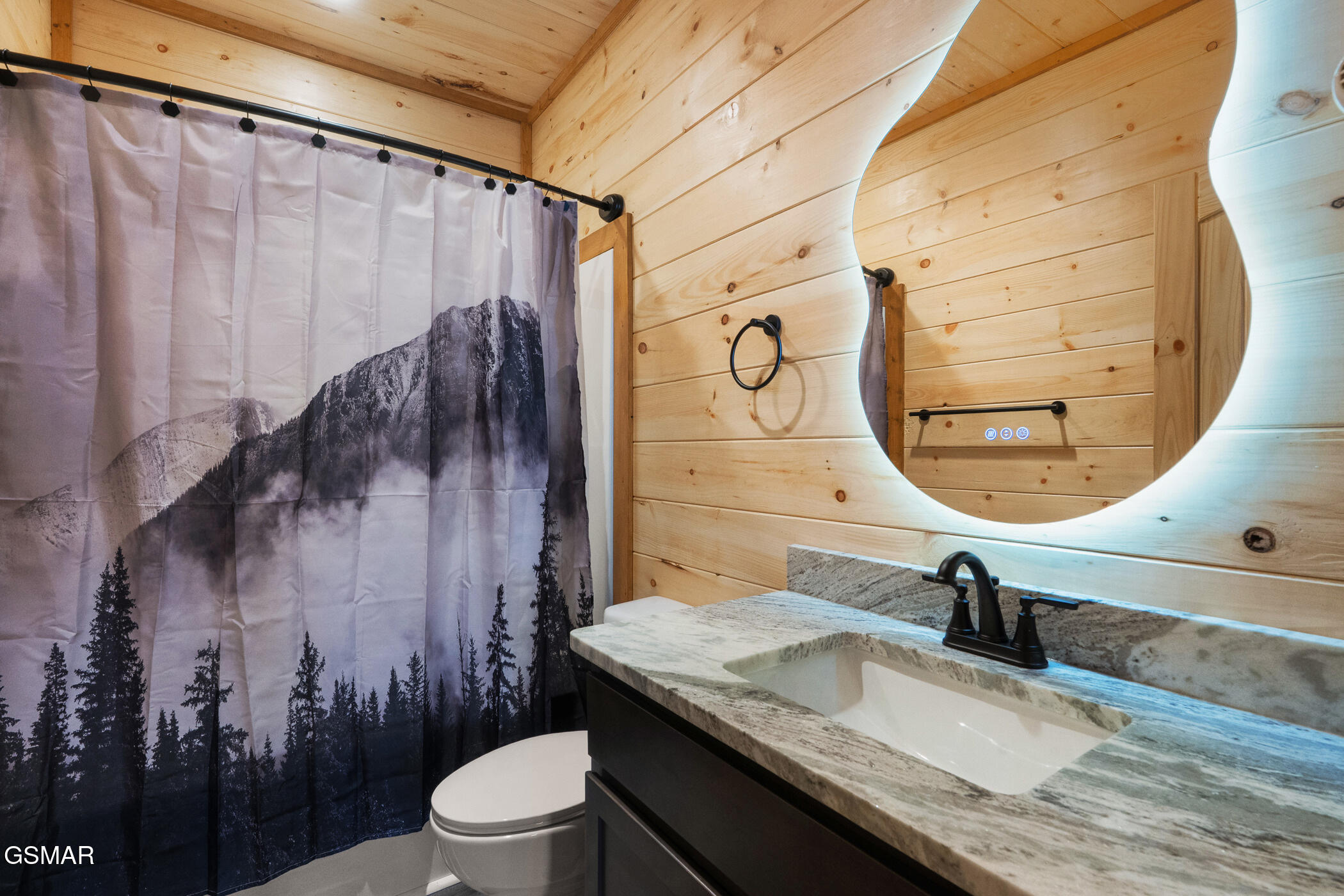 3321 Pine Peak Way Sevierville TN 37862