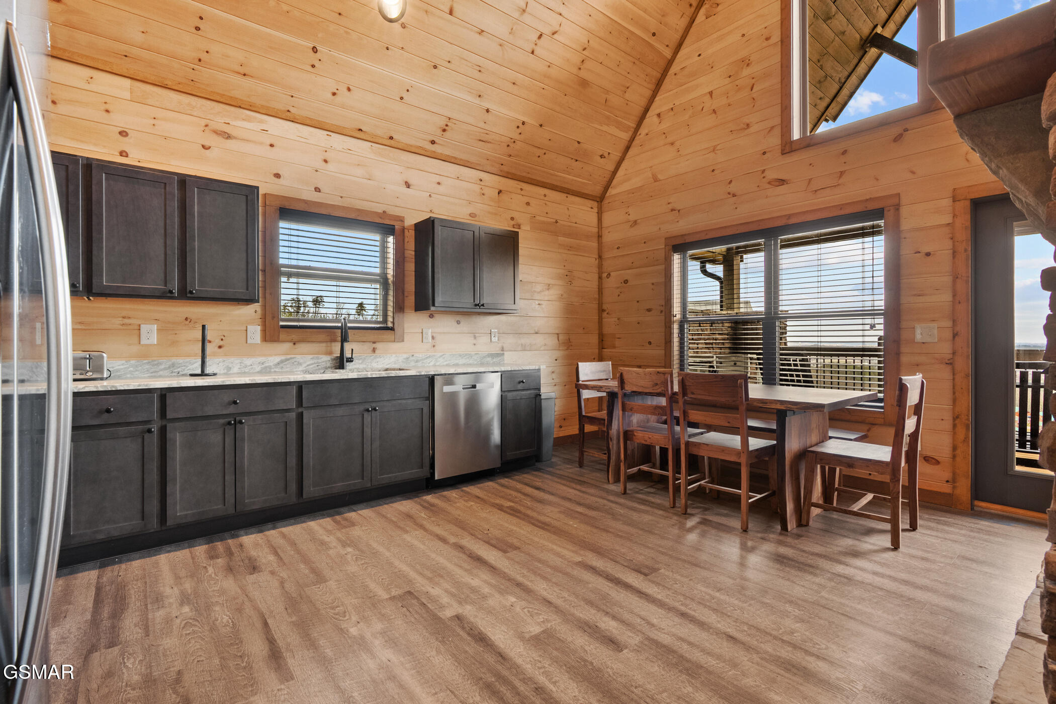 3321 Pine Peak Way Sevierville TN 37862