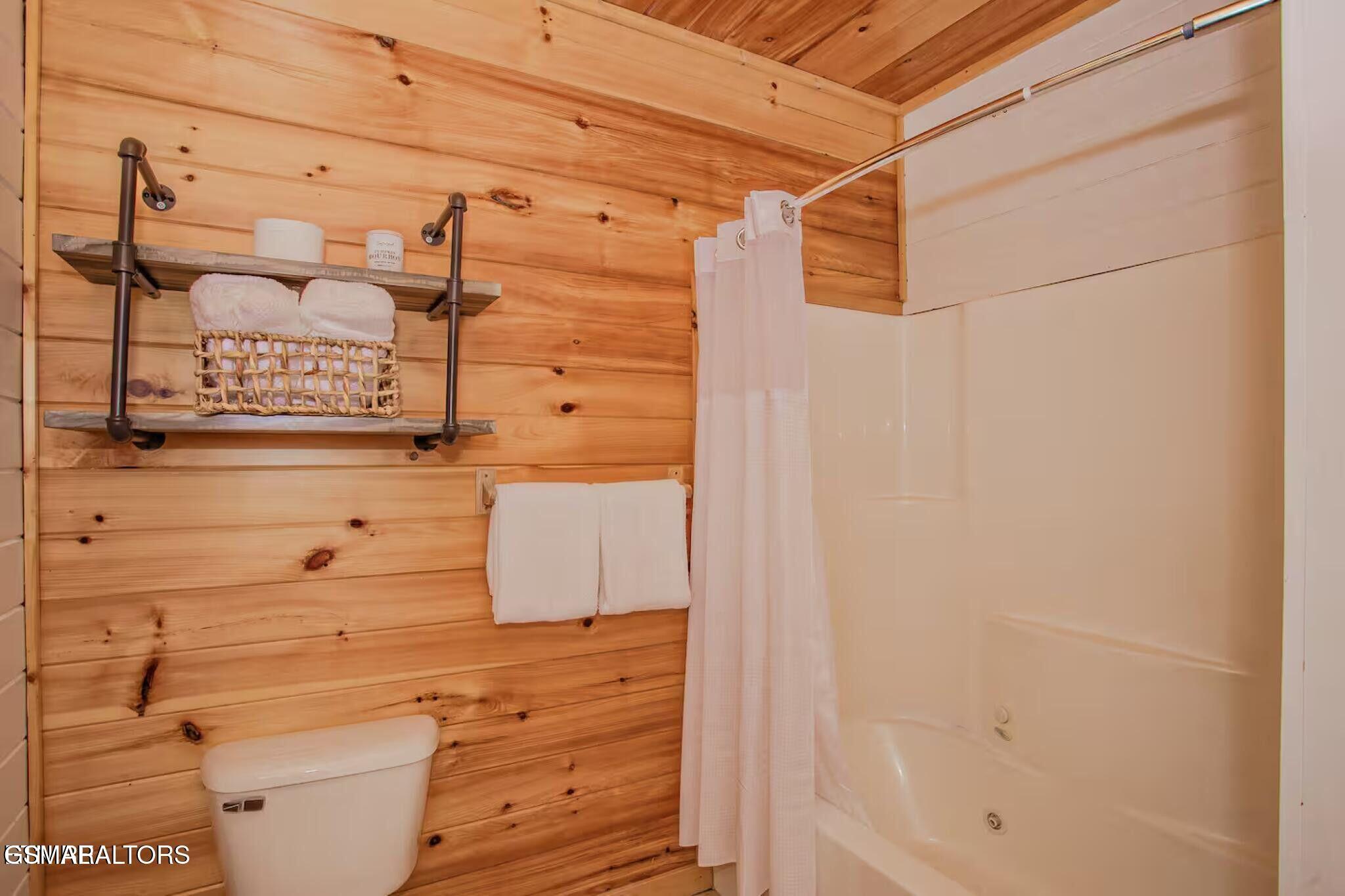 410 Buena Vista Drive Sevierville TN 37876