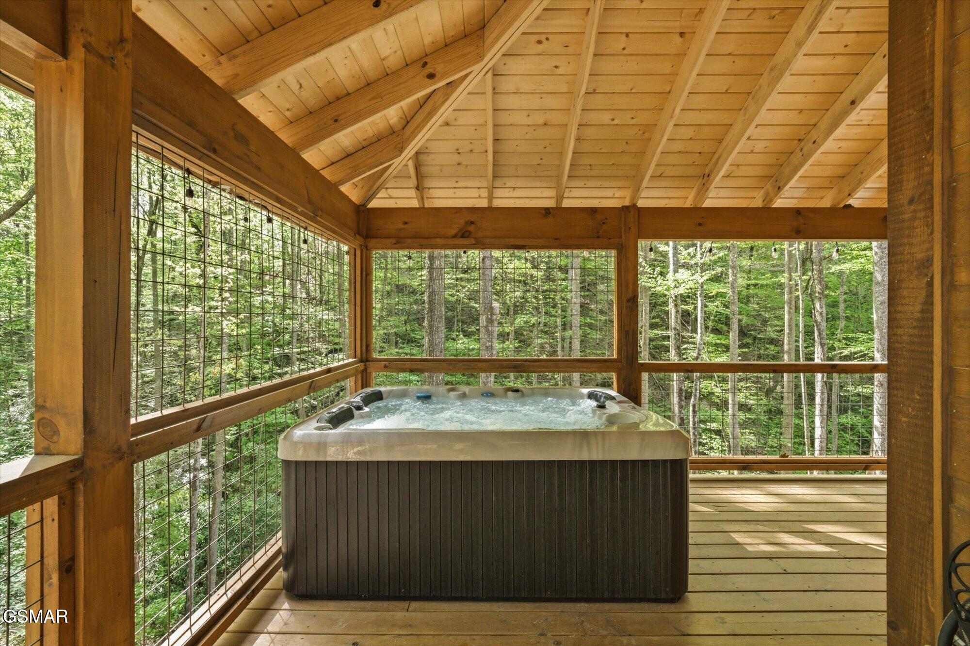 3045 Jones Creek Lane Sevierville TN 37862