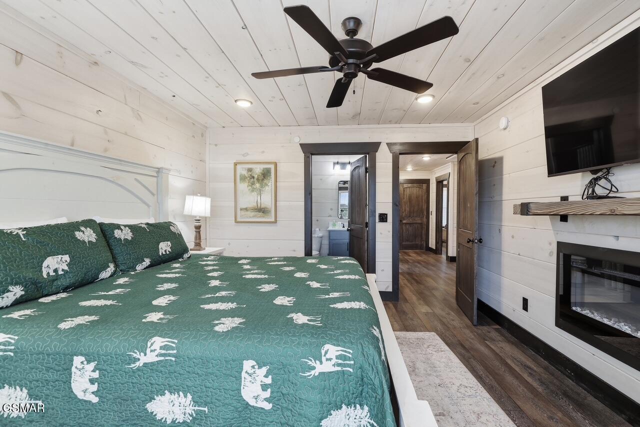 3032 Ridgetop Resort Way Pigeon Forge TN 37863