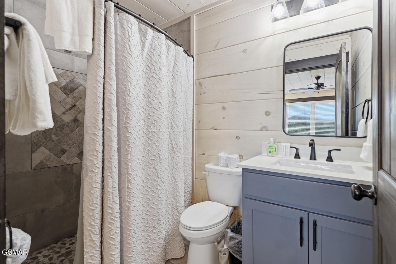 3032 Ridgetop Resort Way Pigeon Forge TN 37863