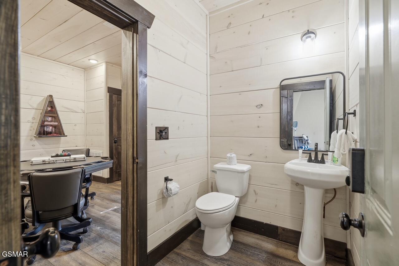 3032 Ridgetop Resort Way Pigeon Forge TN 37863