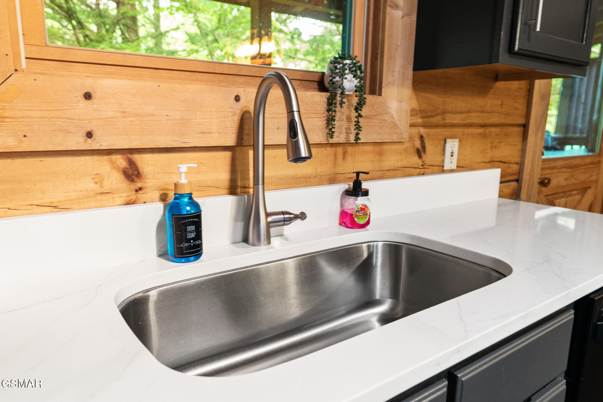 314 Brown Wren Way Gatlinburg TN 37738