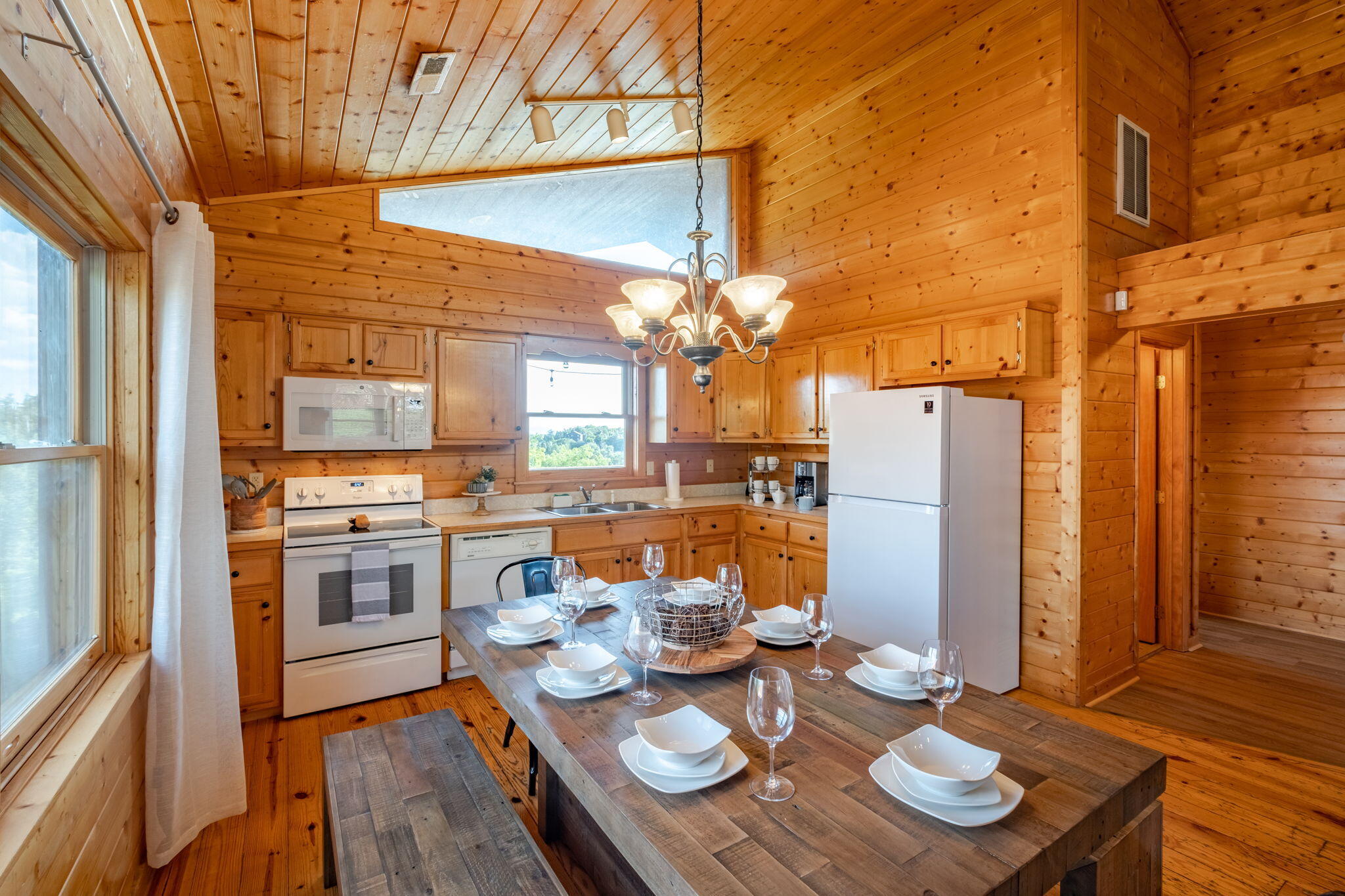 2044 Oakmont Drive Sevierville TN 37876