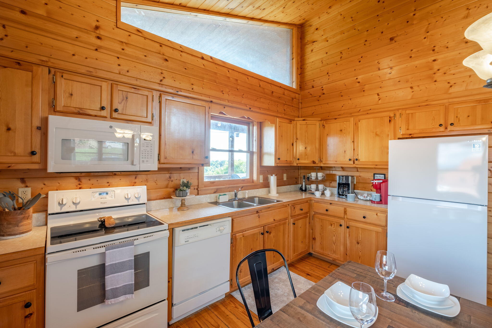 2044 Oakmont Drive Sevierville TN 37876