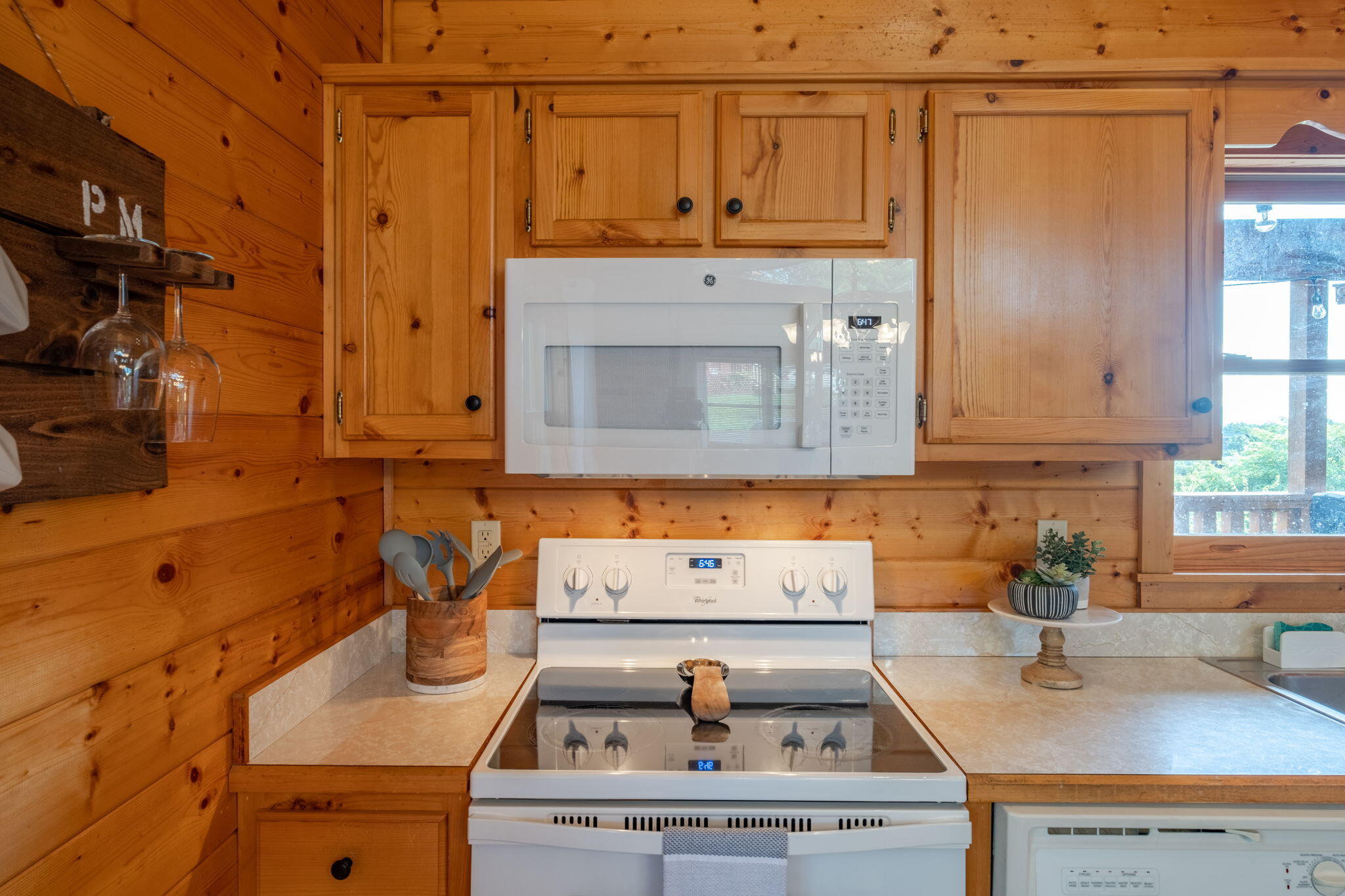 2044 Oakmont Drive Sevierville TN 37876
