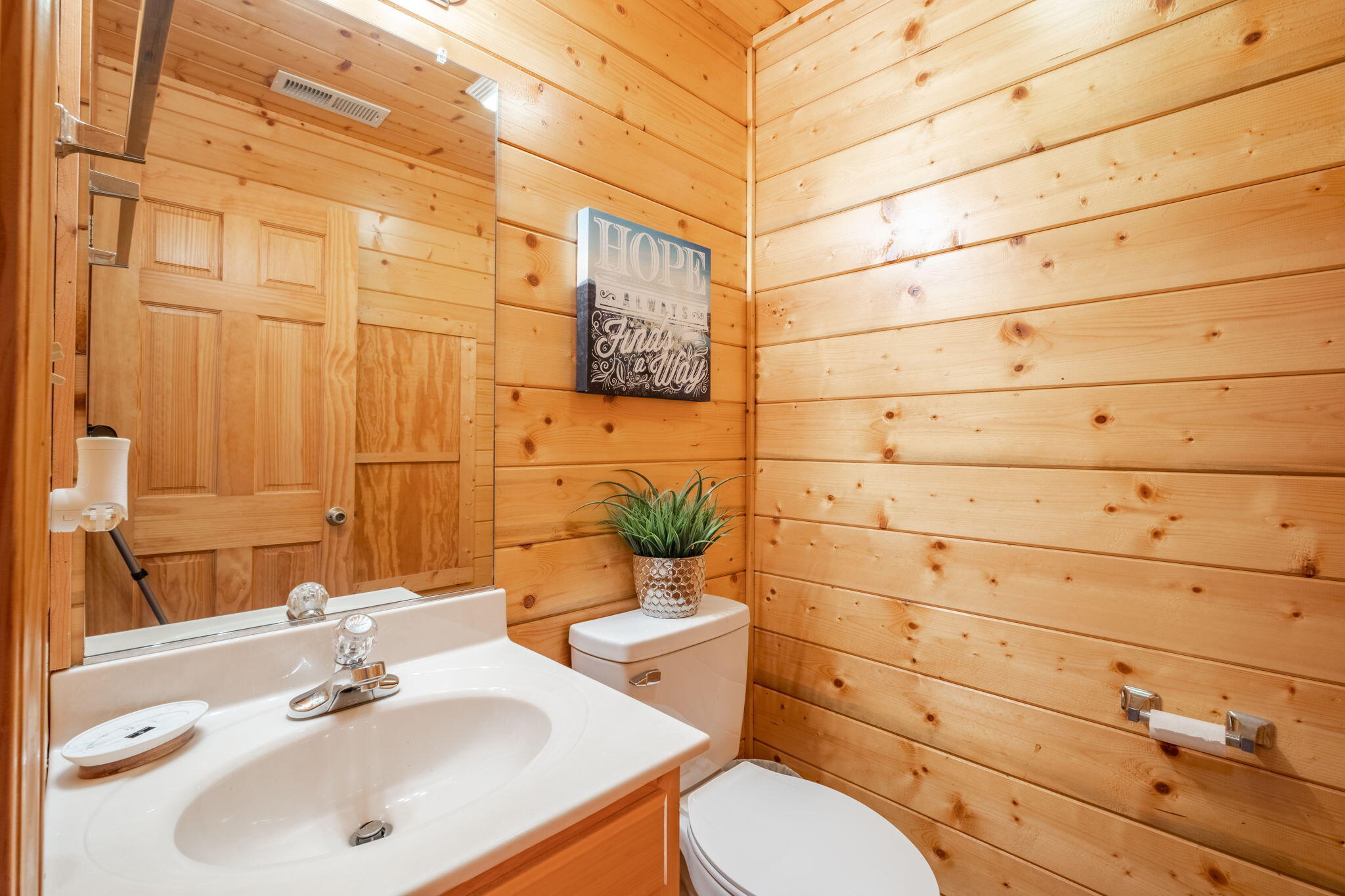 2044 Oakmont Drive Sevierville TN 37876
