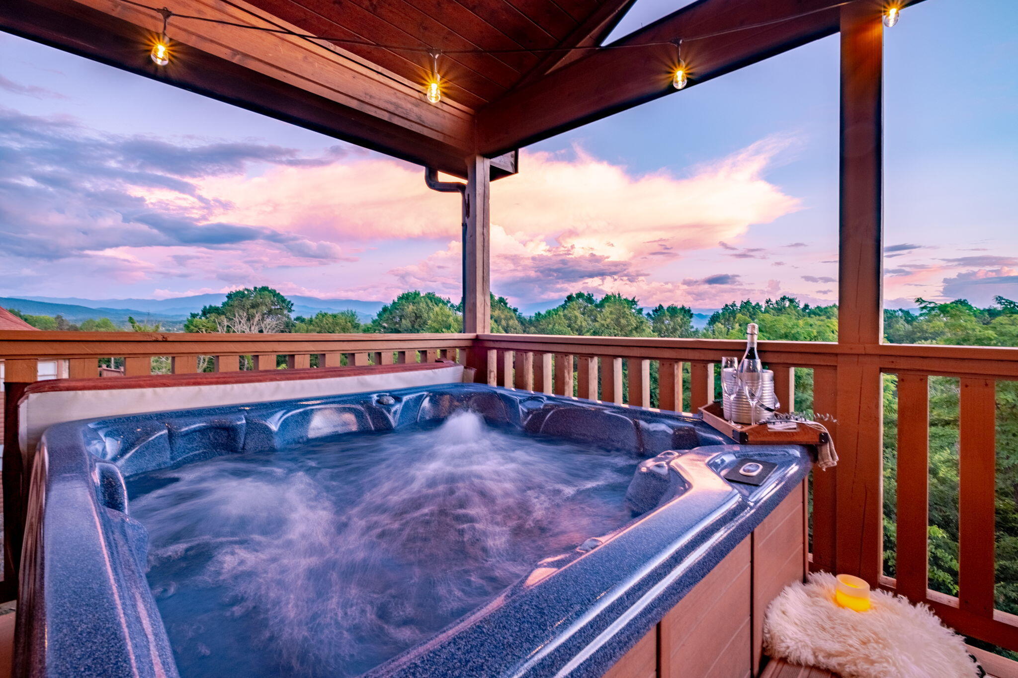 2044 Oakmont Drive Sevierville TN 37876