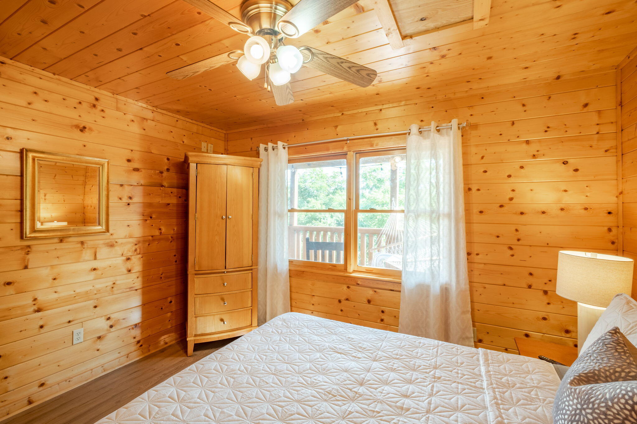 2044 Oakmont Drive Sevierville TN 37876
