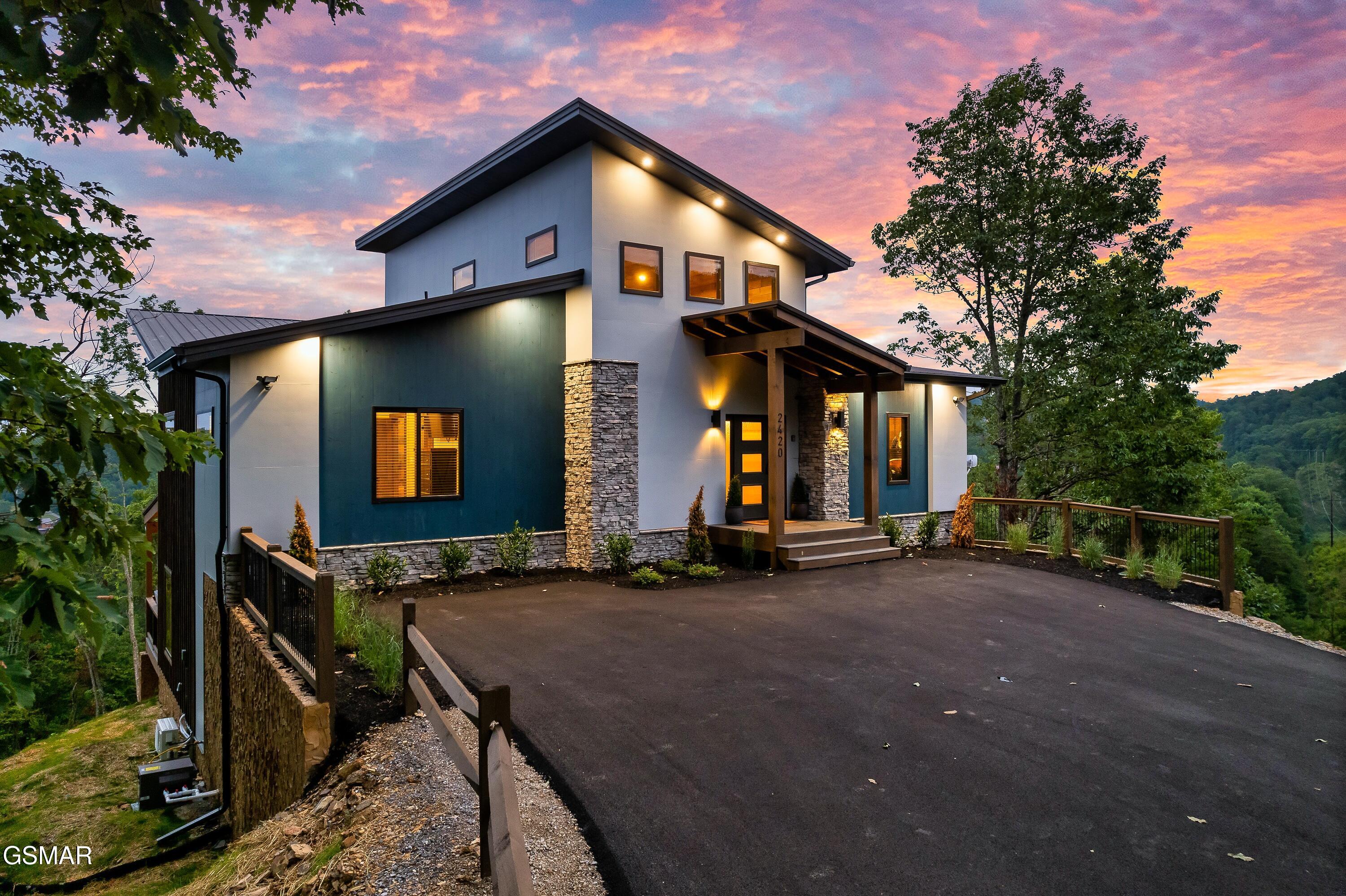2420 Cove Mtn Lane Sevierville TN 37862