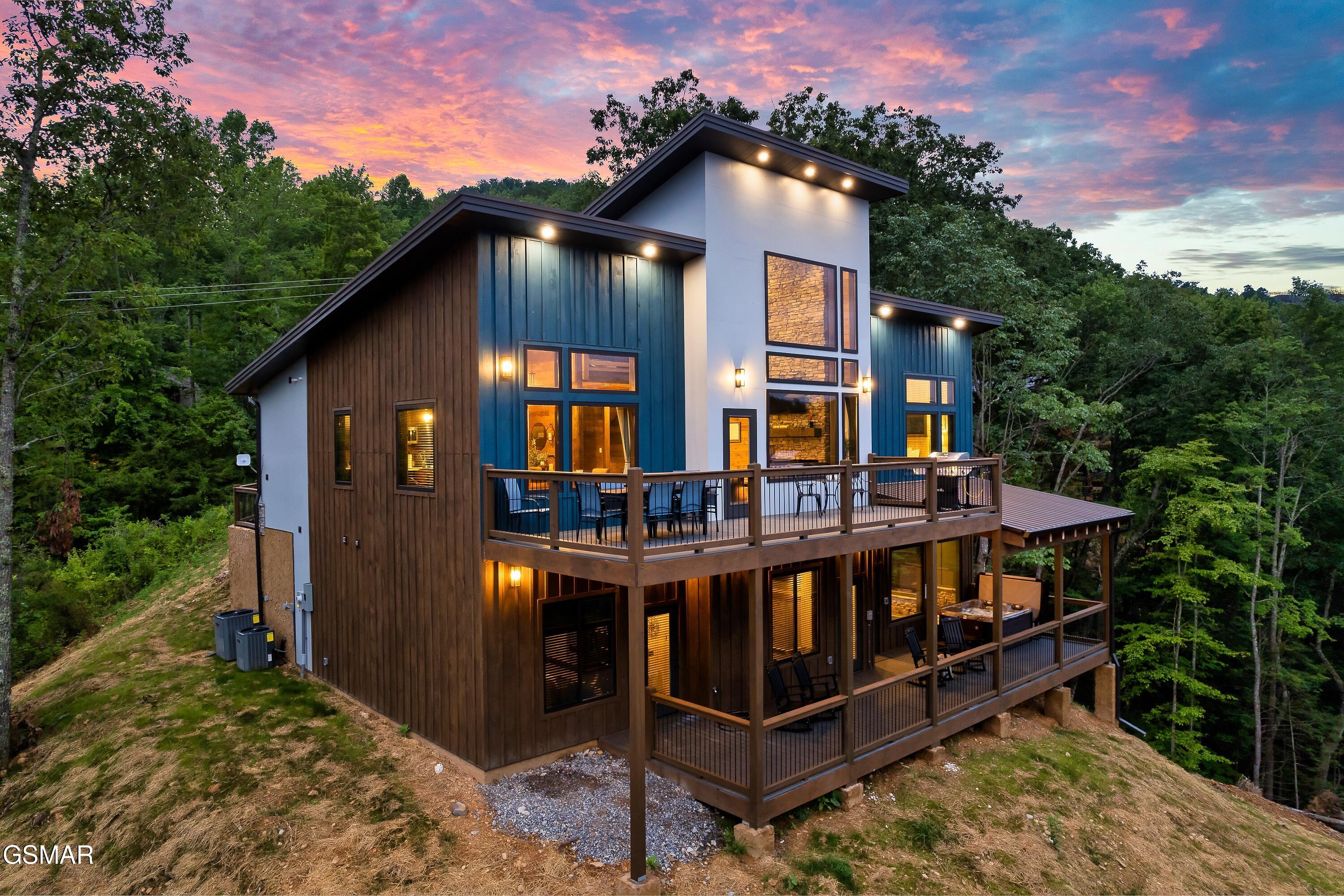 2420 Cove Mtn Lane Sevierville TN 37862